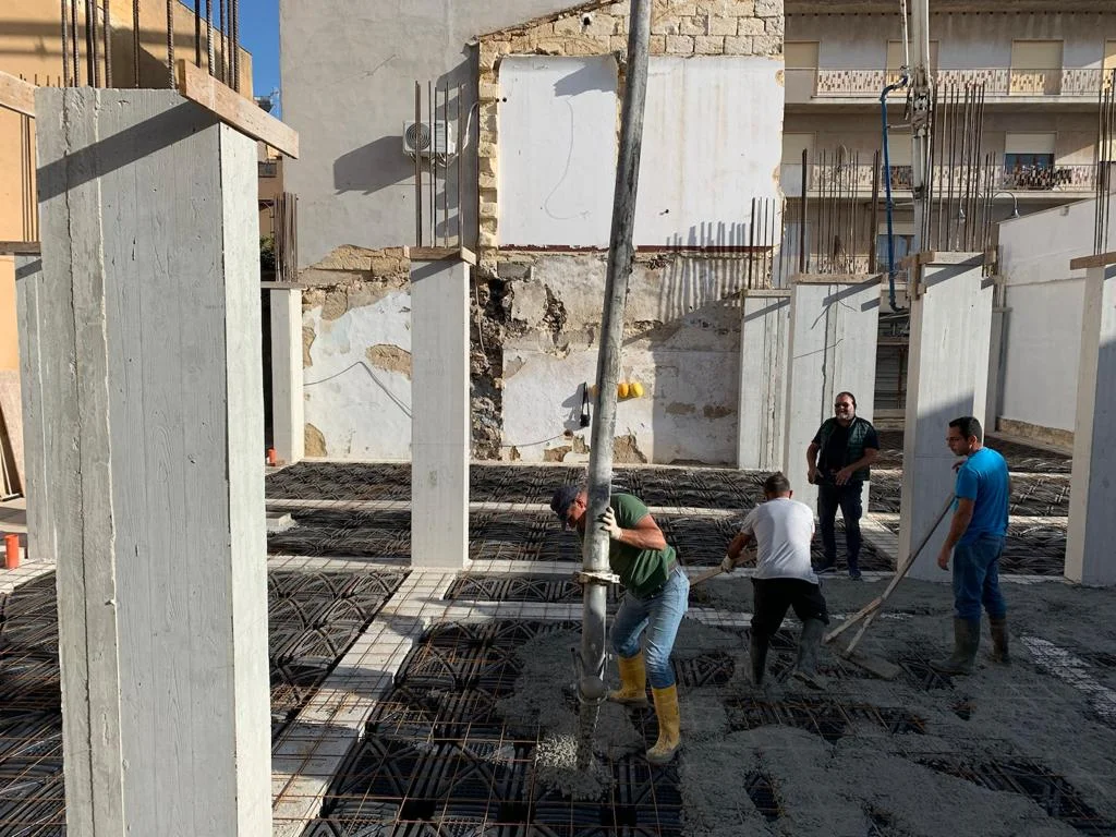 Fornitura di calcestruzzo preconfezionato in cantiere
