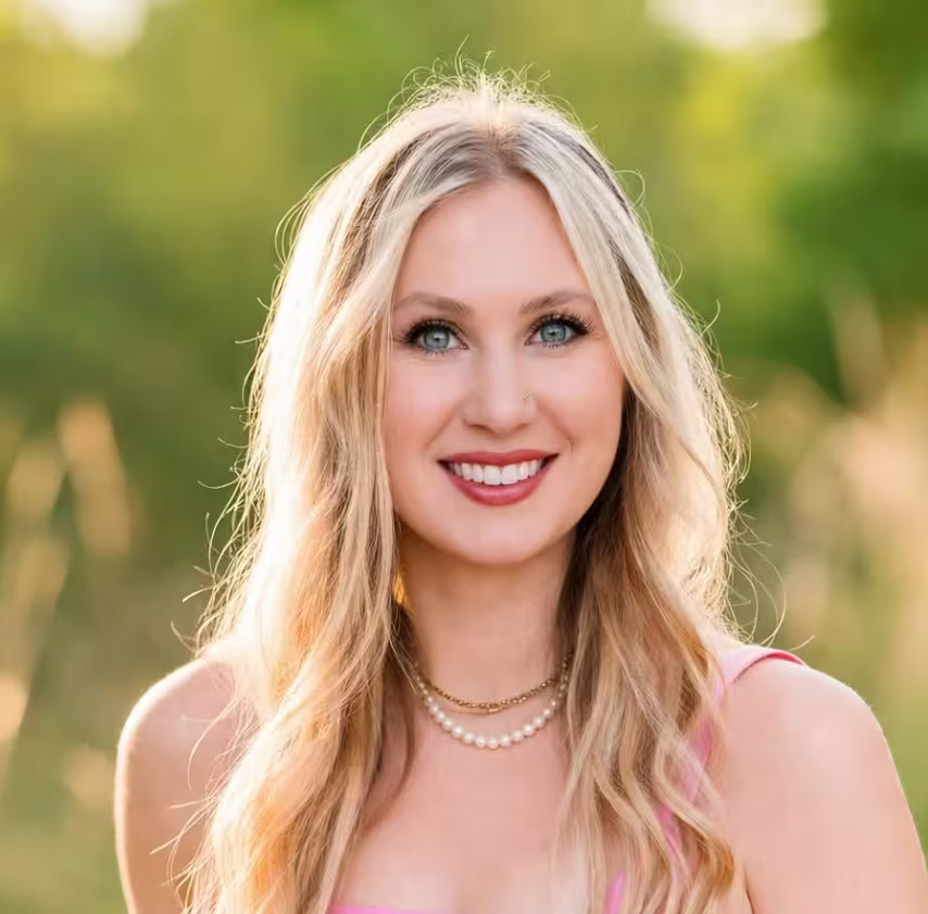 Maggie Hauer, FNP-C, APRN