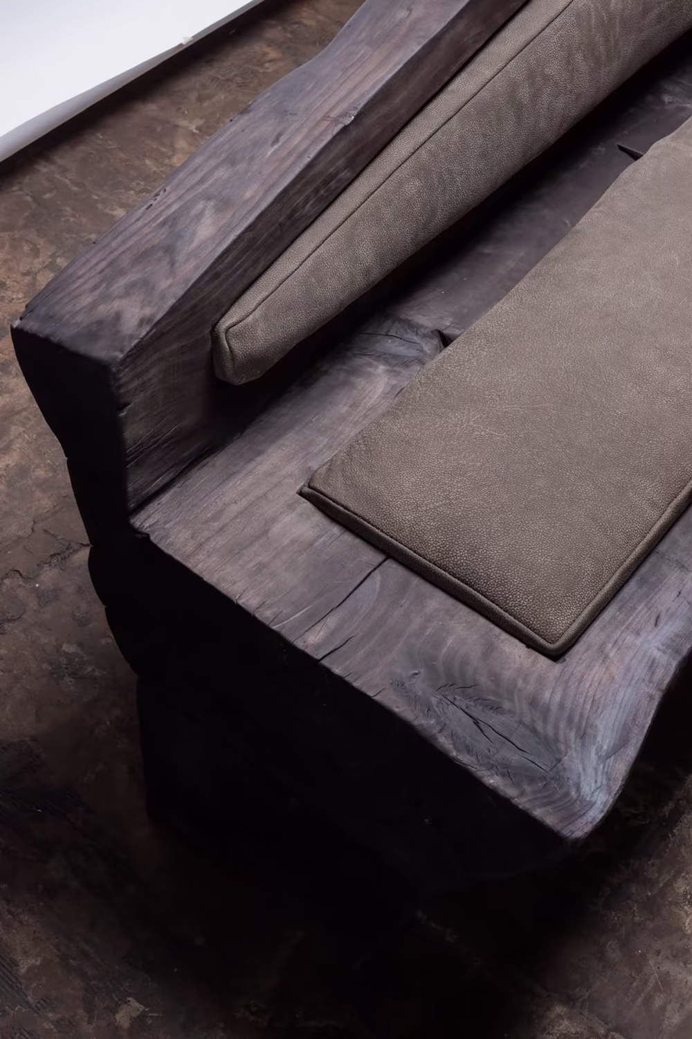 Brutalist sofa — foto 3