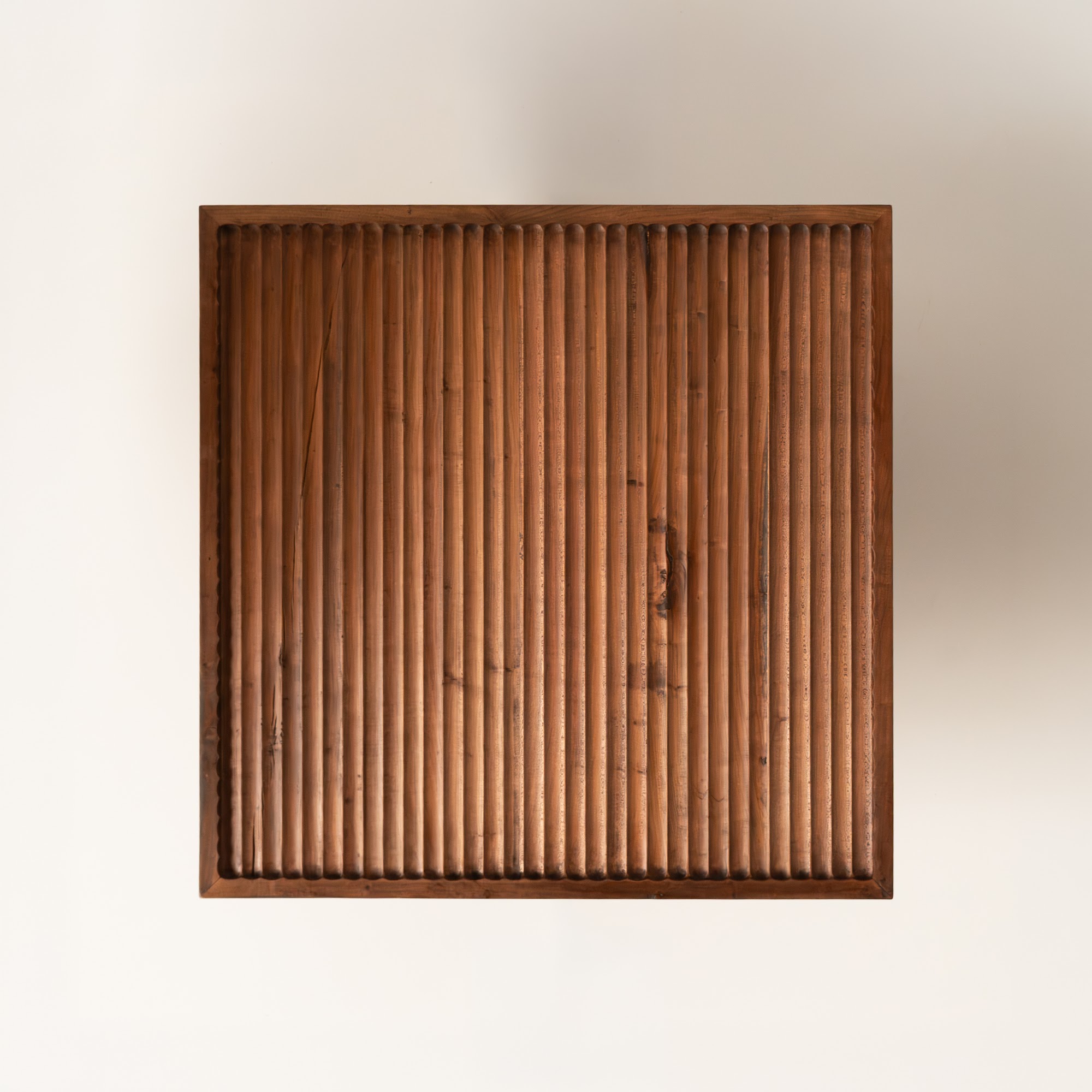 Kuro table