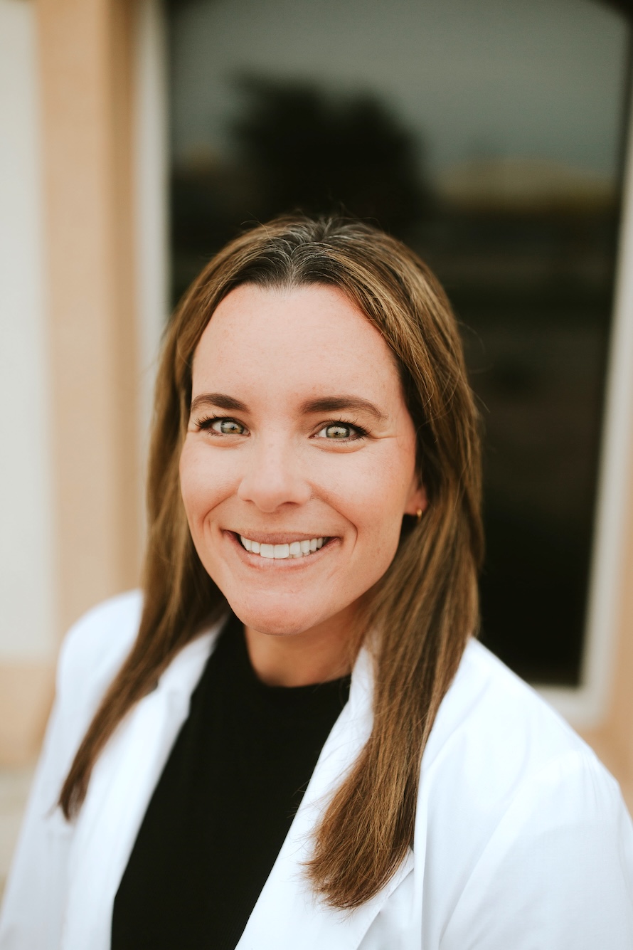 Dr. Katharine Vogelaar