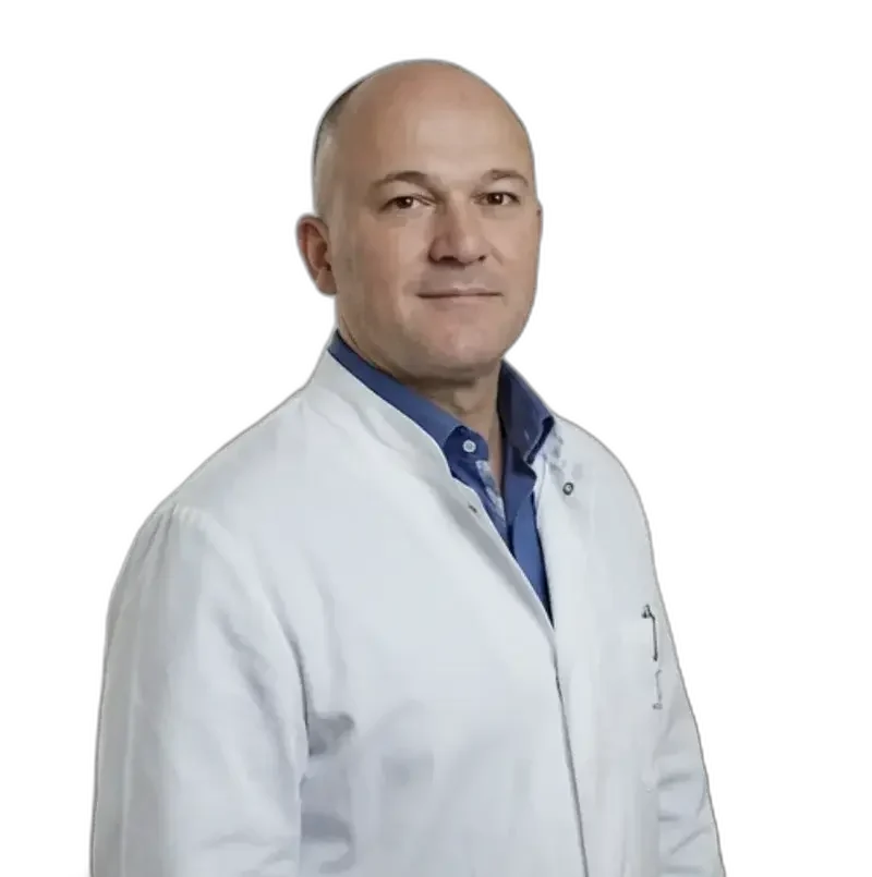 Doz. Dr. Dr. Kaan Yerit, leitender Zahnarzt und DSD-Experte bei Smile4Life