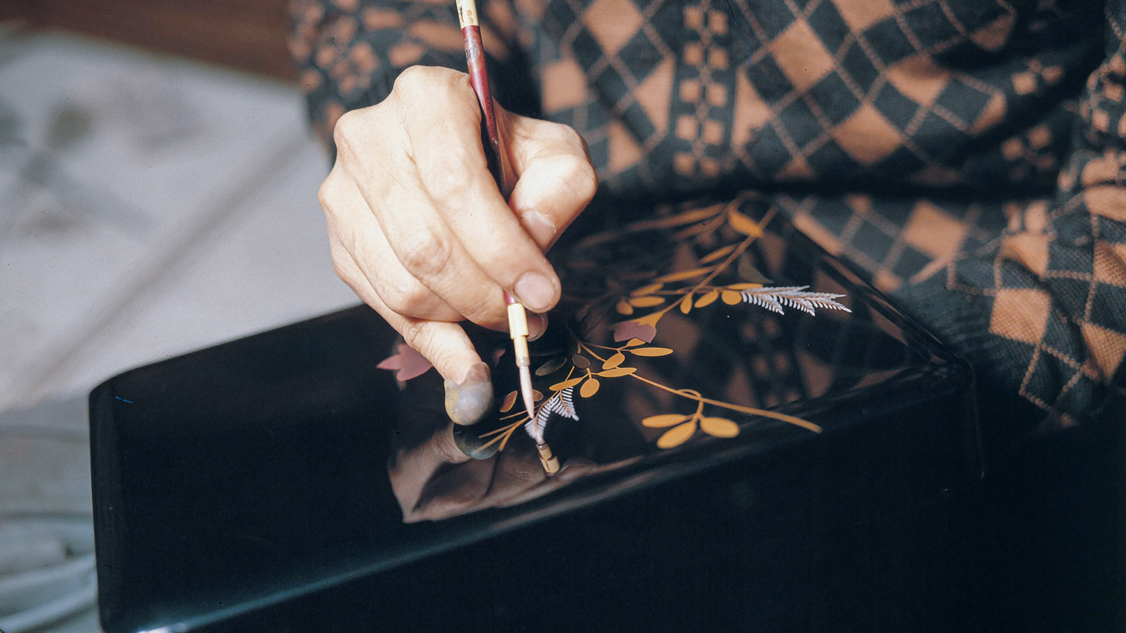 Echizen lacquerware