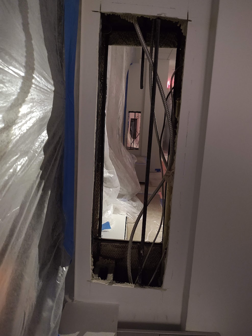 DC chilled water riser replacement