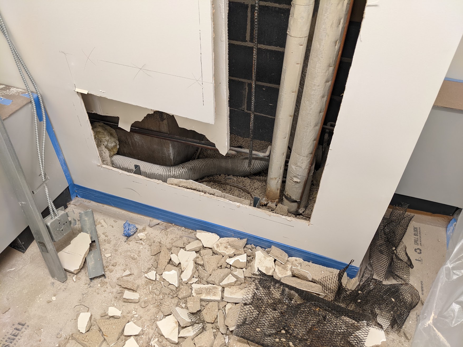 DC chilled water riser replacement