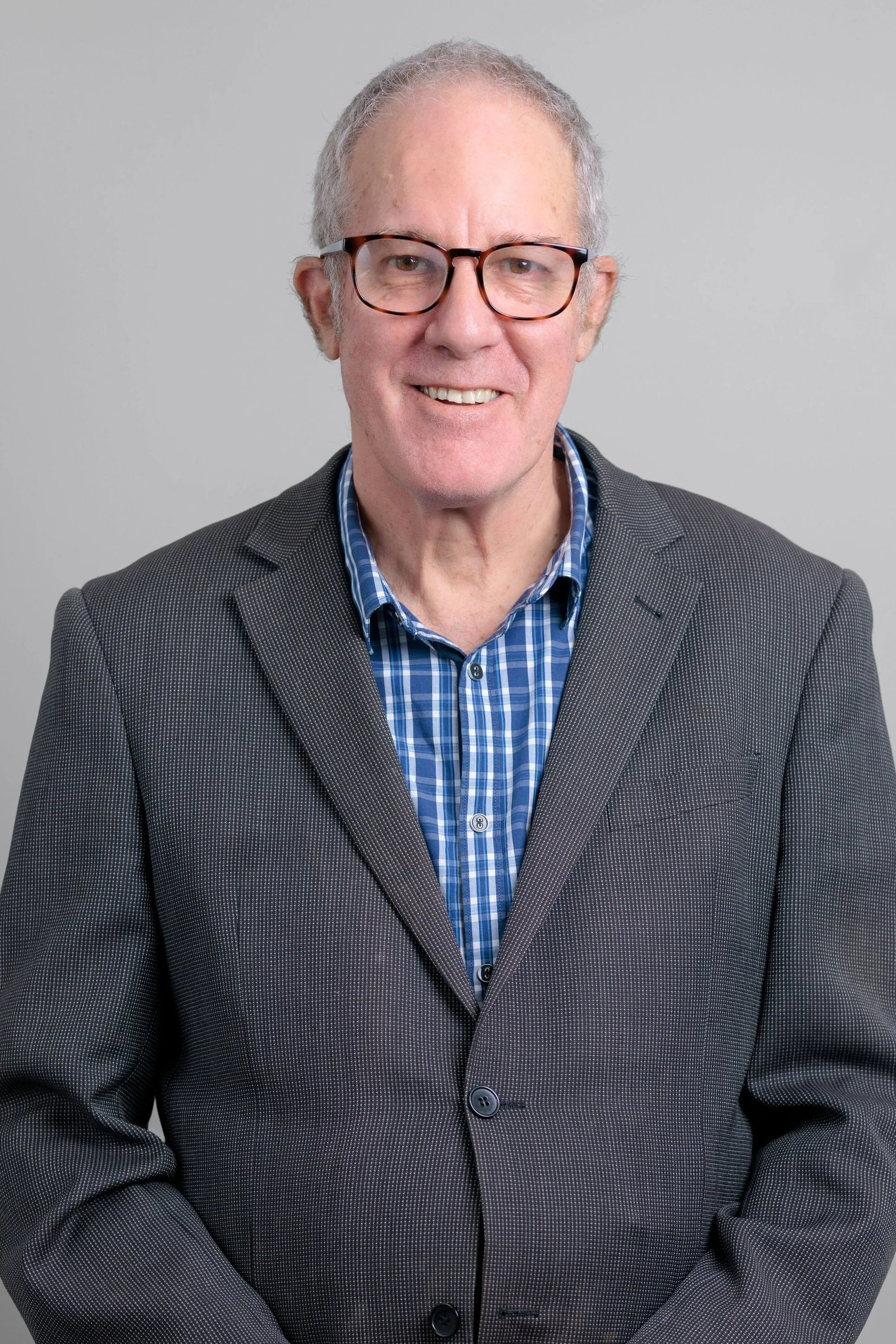 Stephen Mills