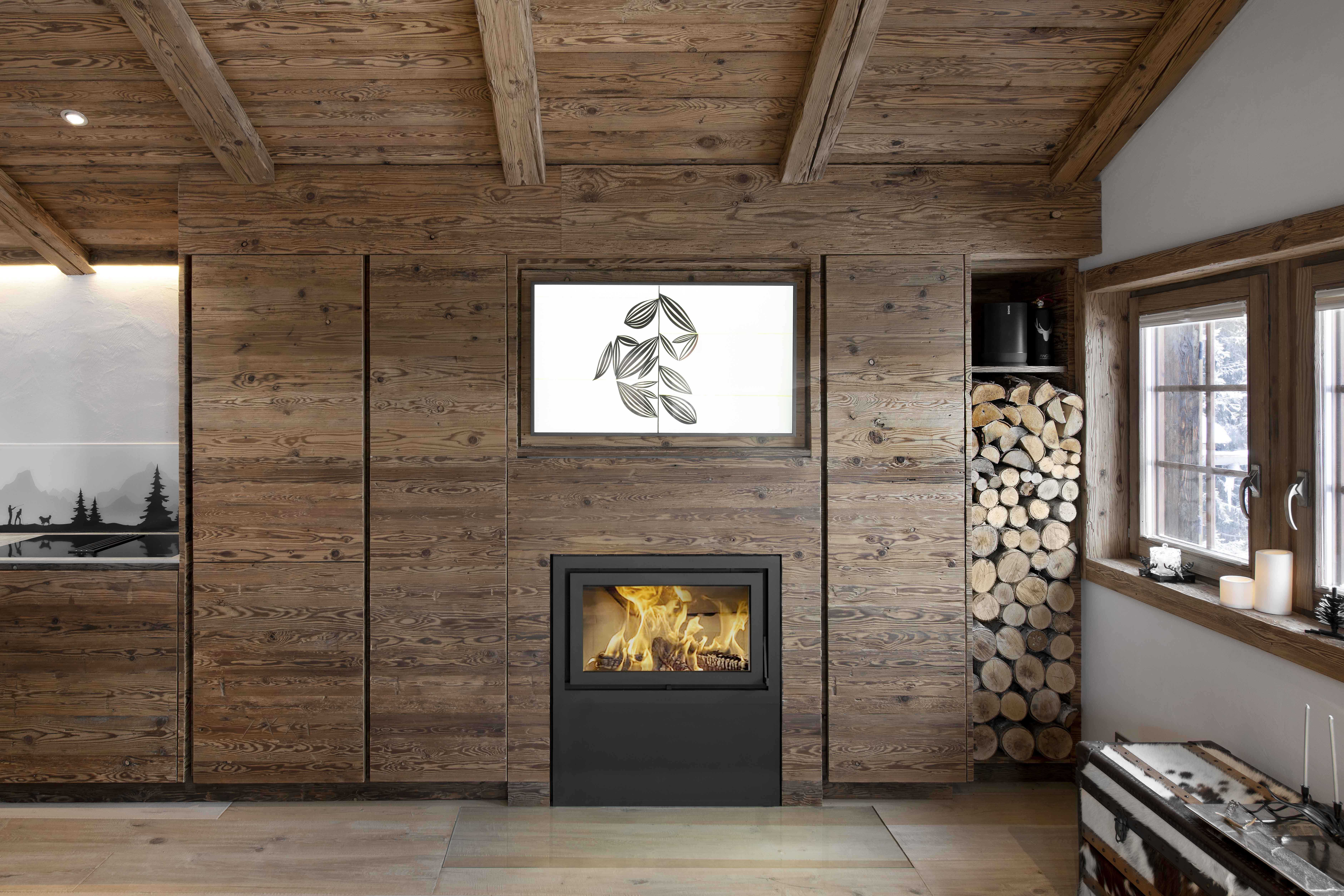 Aménagement intérieur optimisé avec du mobilier sur mesure par ALP Architecture
