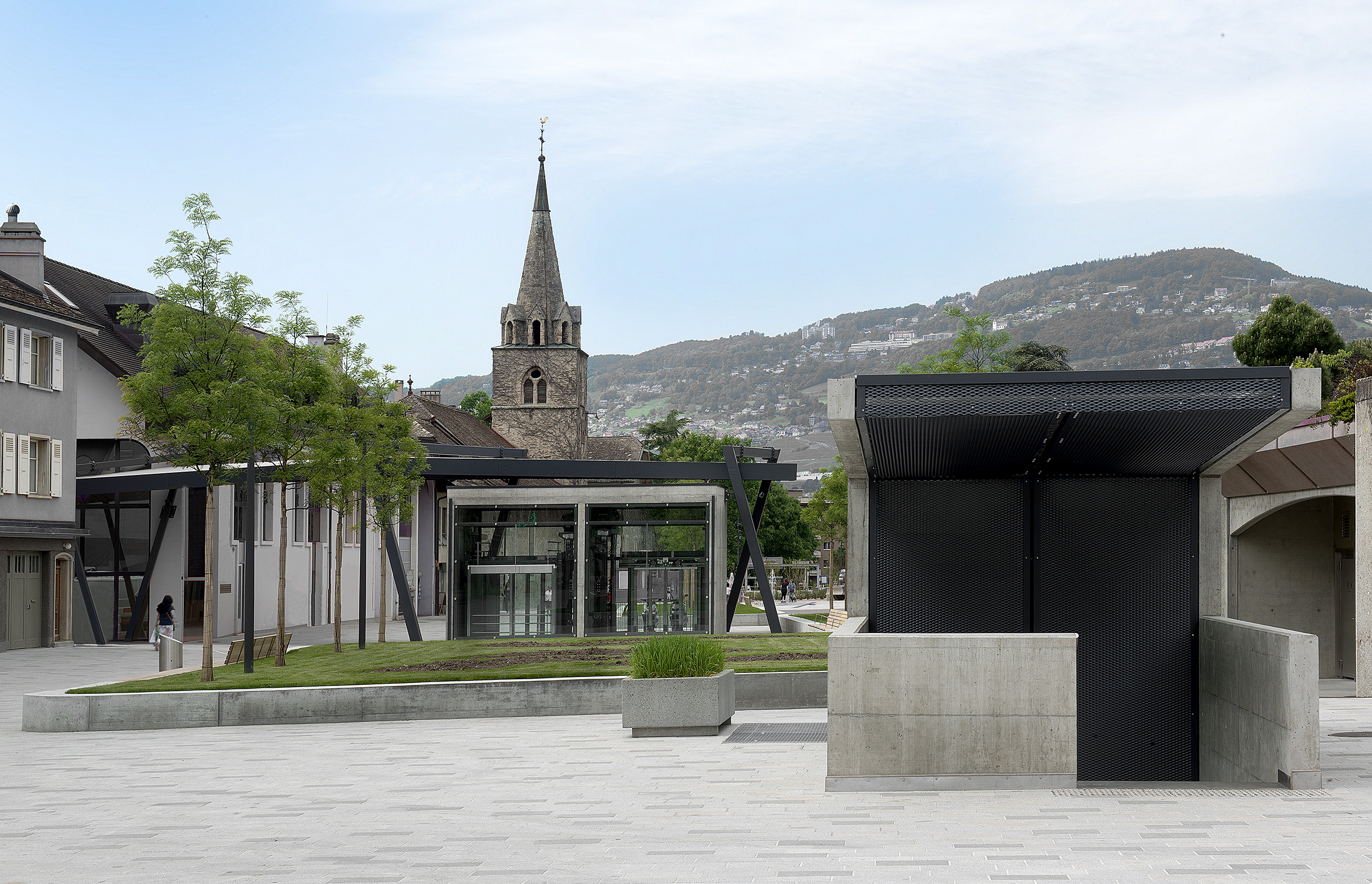 Couvert, place publique, La Tour-de-Peilz