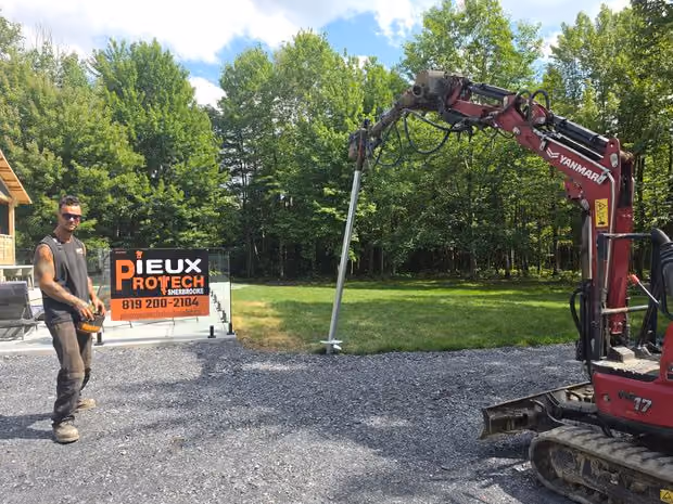 Installateur de pieux vissés à Sherbrooke