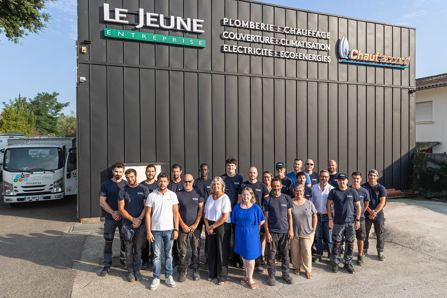 le jeune entreprise photo d'équipe