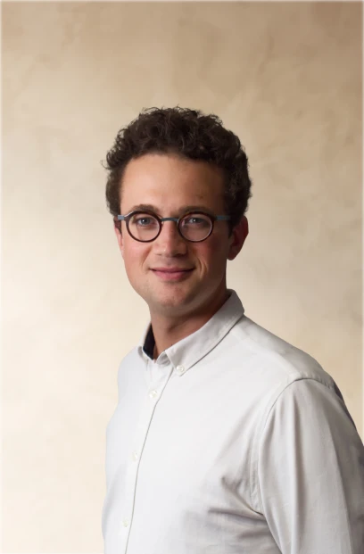 Portrait de Victor Lustin, Directeur des Ventes chez Otaree.