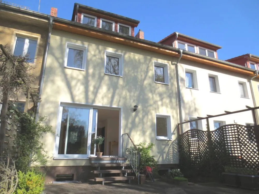 Living in Karlshorst – ca. 120 qm Wohnfläche auf sonnigem Grundstück (provisionsfreies Angebot) – Bild 5