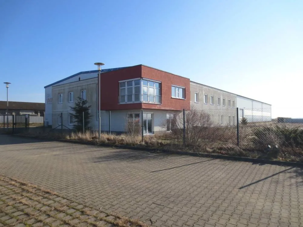 Provisionsfrei aus Bankenverwertung: Grundstück mit Halle & Bürotrakt in Neuzelle, OT Ossendorf – Bild 5
