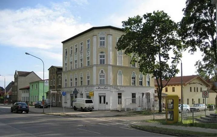 Provisionsfrei aus ZV: Wohn-und Geschäftshaus mit Gartenhaus in Oranienburg OT Sachsenhausen – Bild 1