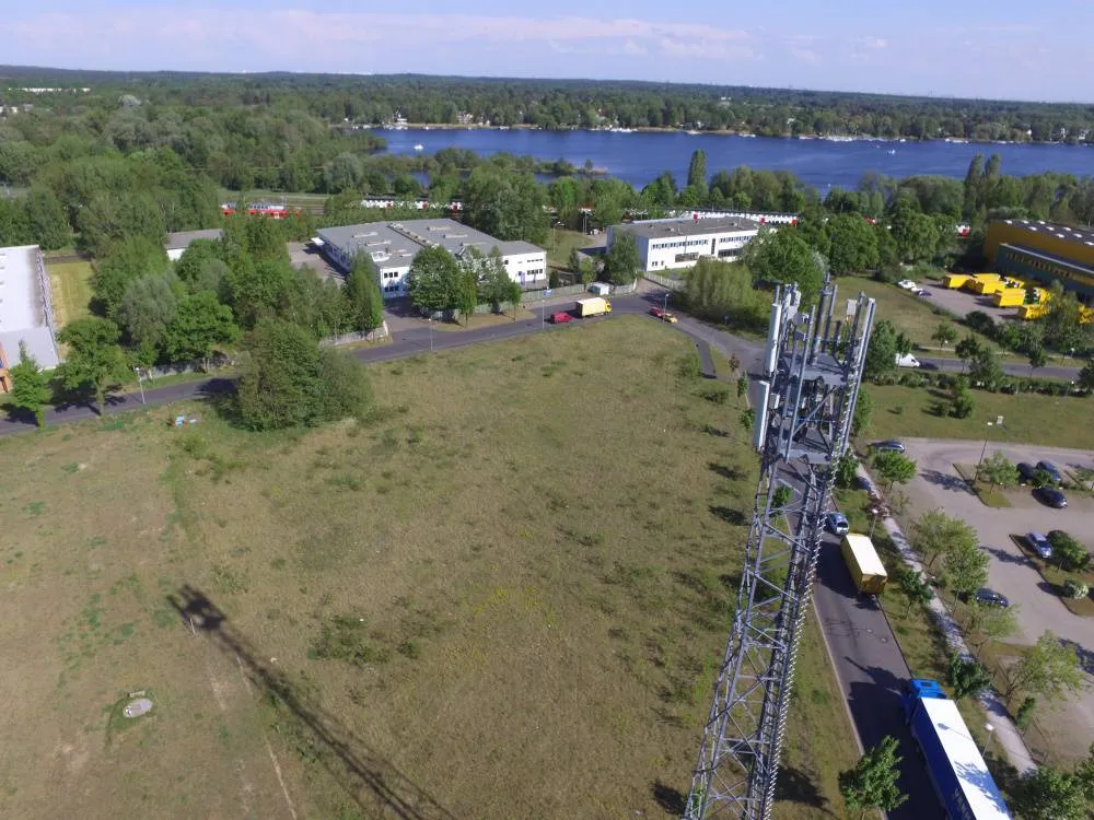 Provisionsfrei: Gewerbegrundstück mit ca. 6.600 qm im Gewerbepark Hennigsdorf (Süd 3) – Bild 1