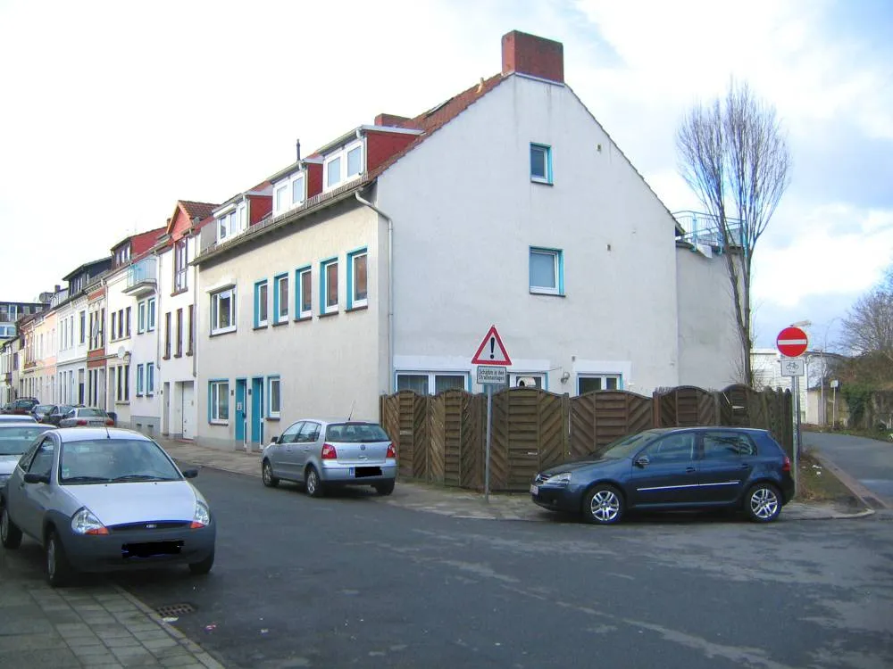 Provisionsfrei aus ZV: 3-Zimmer-Eigentumswohnung mit Terrasse, Garten & Stellplatz – Bild 1