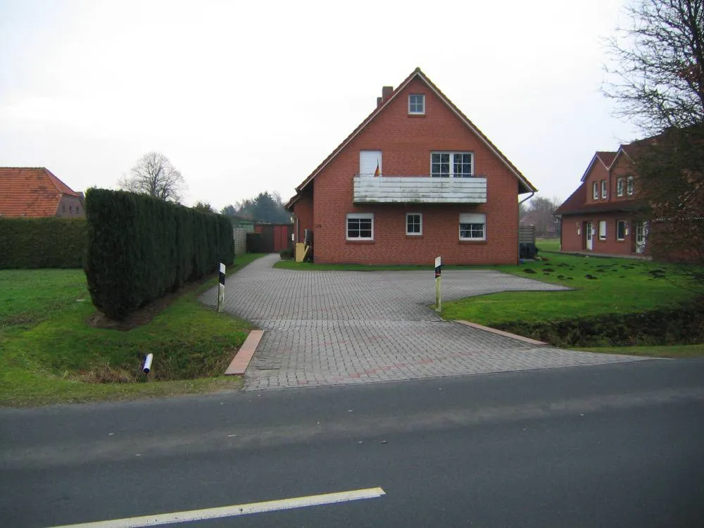 Provisionsfrei: Eigentumswohnung im 4-Familienhaus mit ca. 68 qm in Moormerland OT Warsingsfehn – Bild 1