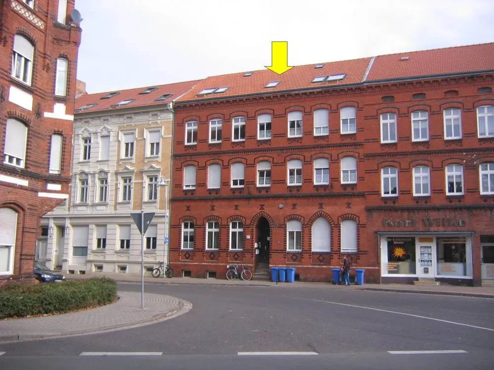 Provisionsfrei aus ZV: Mehrfamilien-Wohnhaus (8 WE) in zentraler Lage von Stendal (Termin 06.09.2012