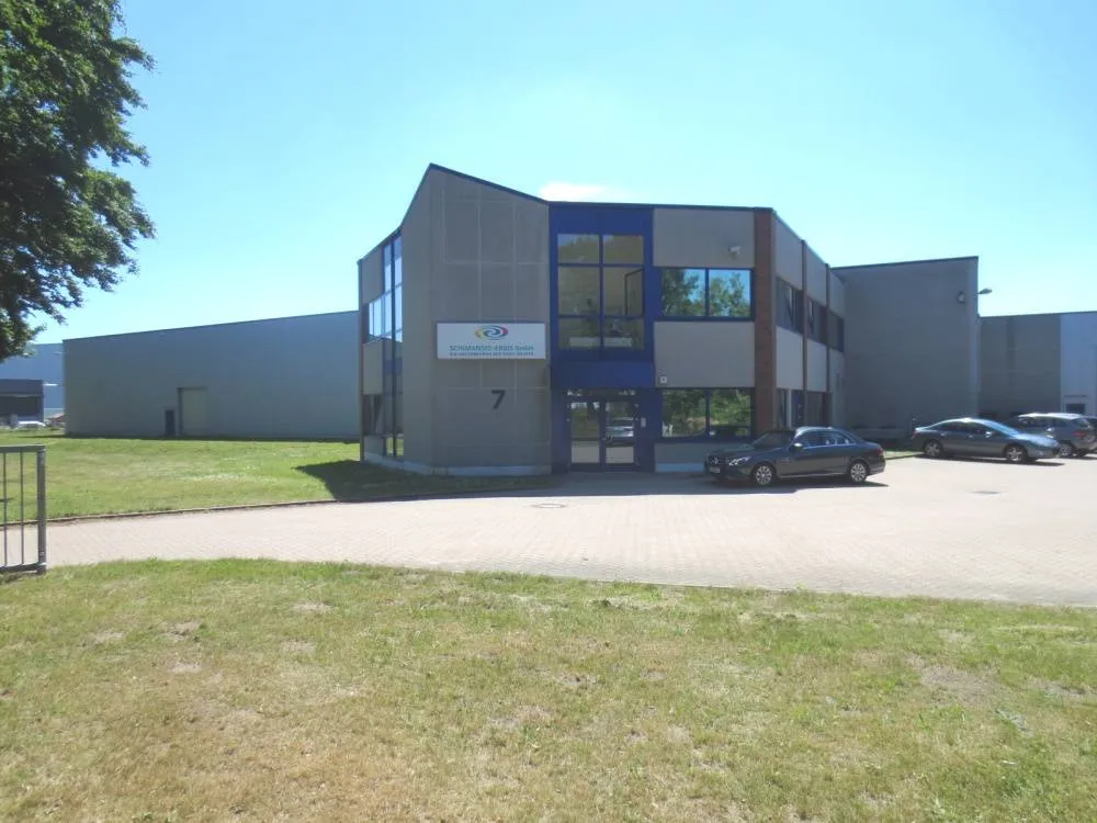 Im Businesspark A24: Top-Gewerbestandort mit Hallen & Büro (ca. 4.450 qm BGF), provisionsfrei – Bild 1