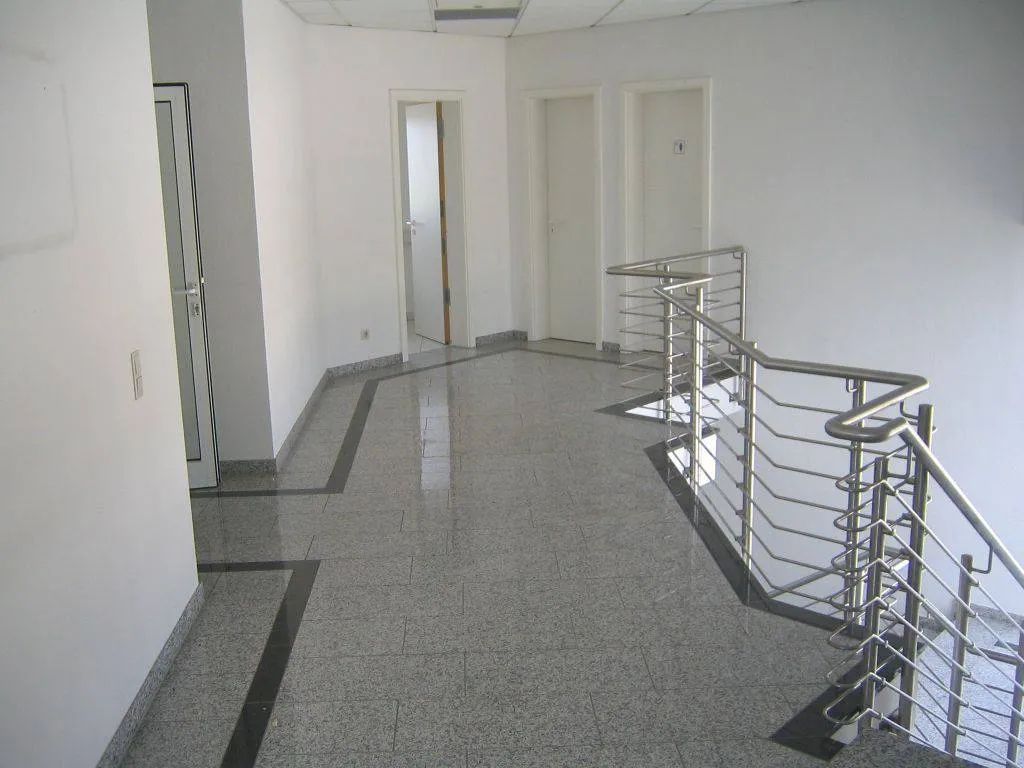 Attraktives Büro- und Ausstellungsgebäude in Egeln (Feld am Bruche) – Bild 3