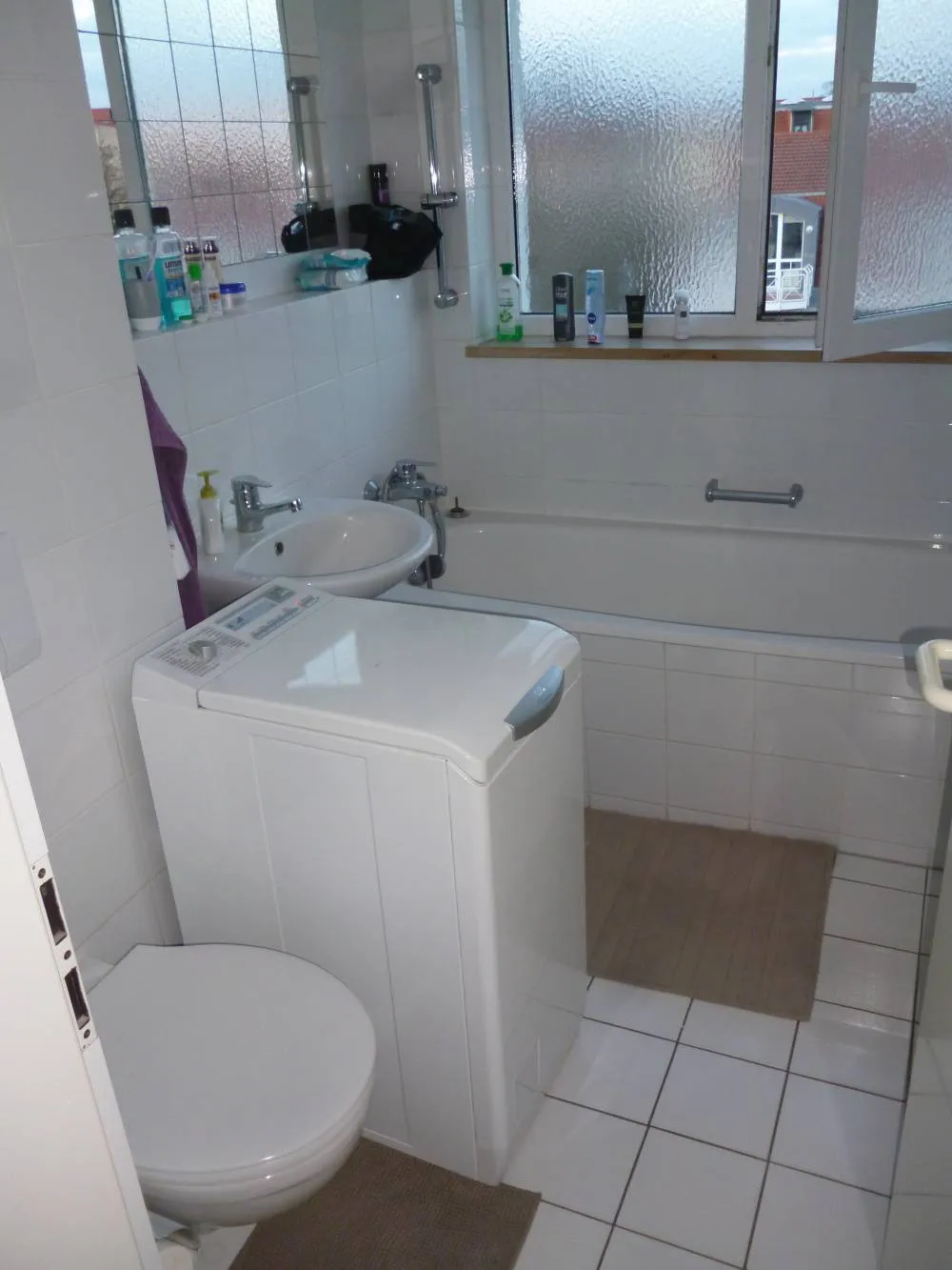 Attraktive, kleine Singlewohnung (Dachgeschoss) in bester Lage von Pankow-Niederschönhausen – Bild 4