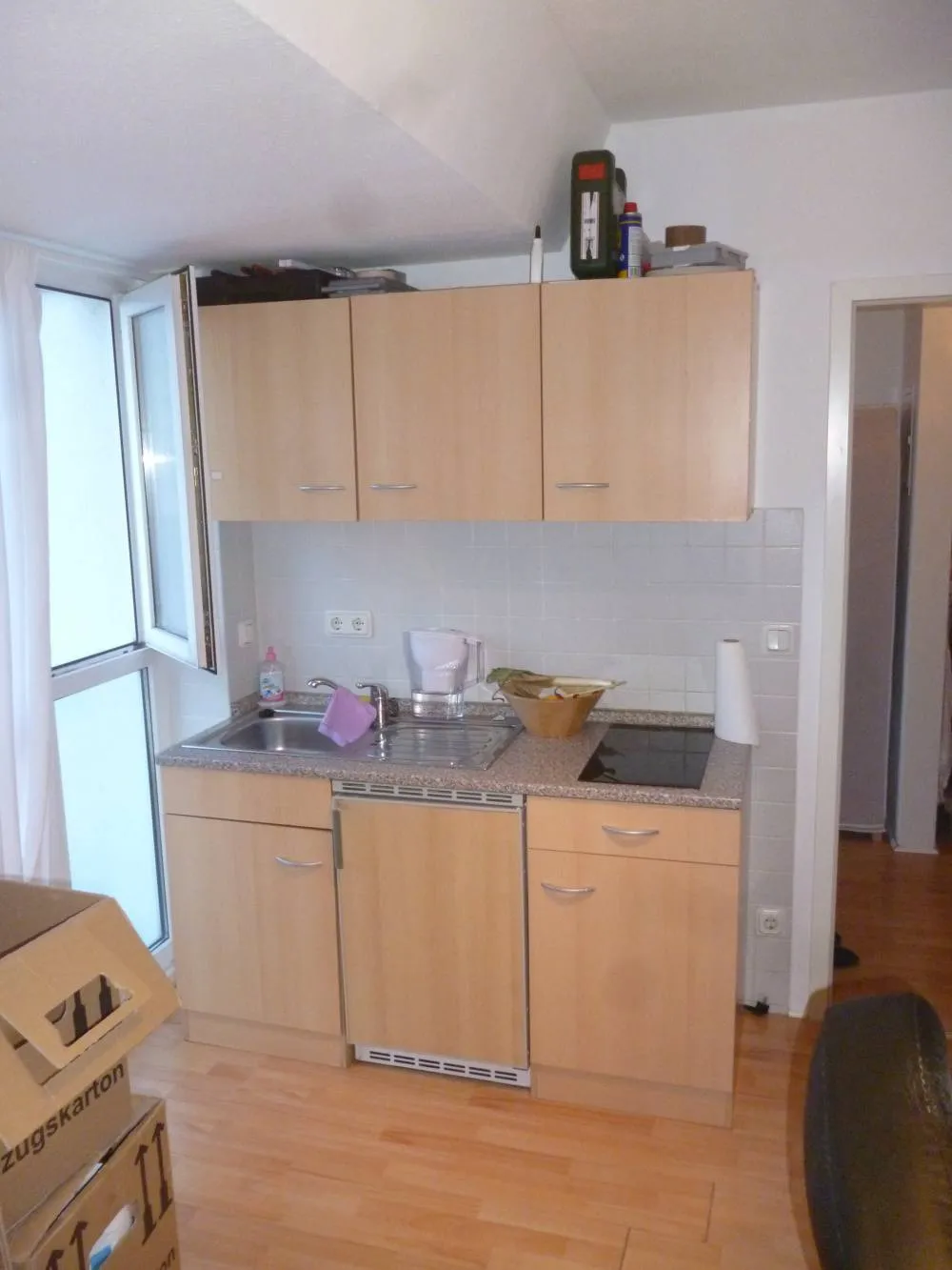 Attraktive, kleine Singlewohnung (Dachgeschoss) in bester Lage von Pankow-Niederschönhausen – Bild 3