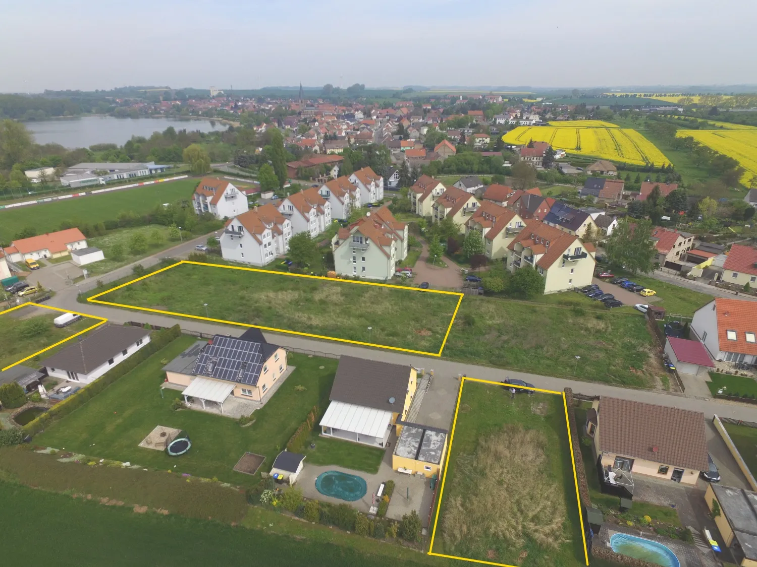 Provisionsfrei (aus Abwicklung): 8 preiswerte Bauparzellen im Ortsteil Seehausen, insgesamt ca. 3.550 m² (im B-Plan-Gebiet) – Bild 1