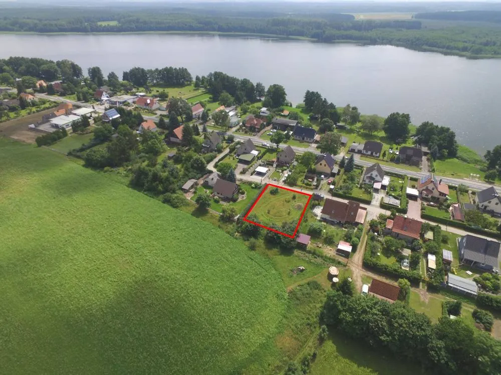 Provisionsfreies Angebot: Baugrundstück mit 866 qm in attraktiver Siedlung am Holzendorfer See
