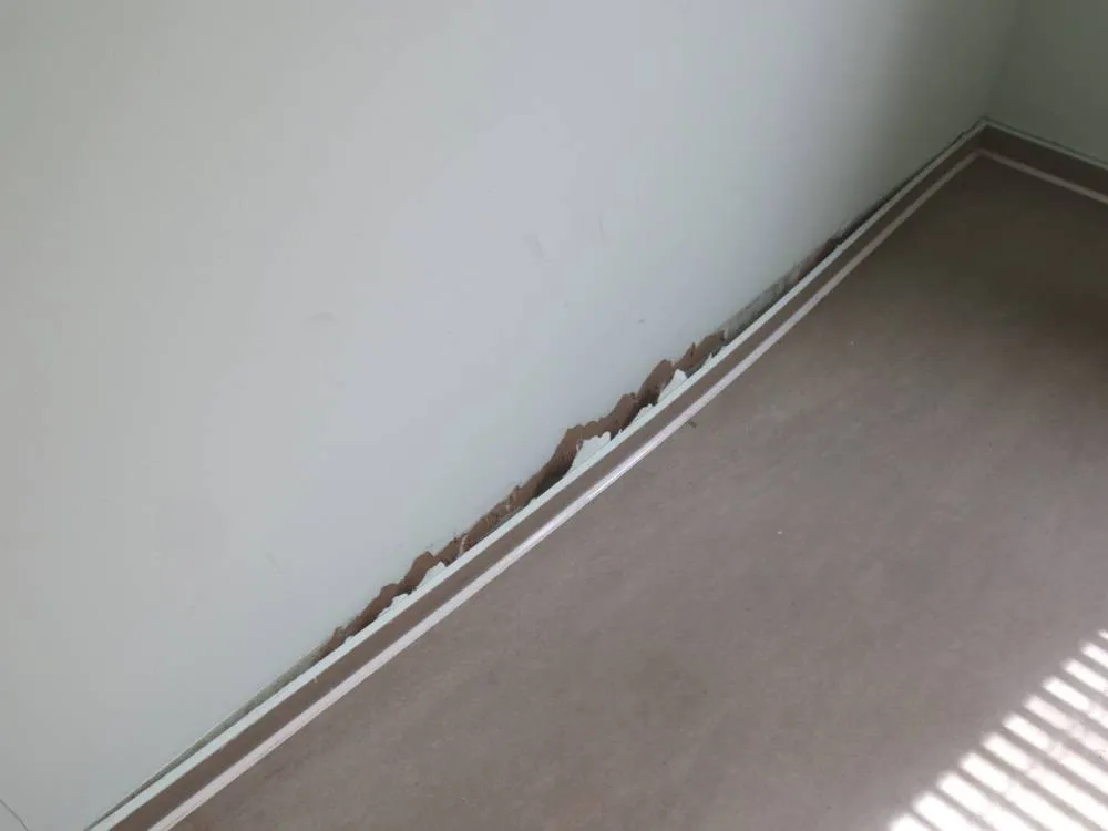 Provisionsfrei aus ZV: Verwaltungsgebäude im Zentrum von Rathenow (ehem. Jobcenter) – Bild 9
