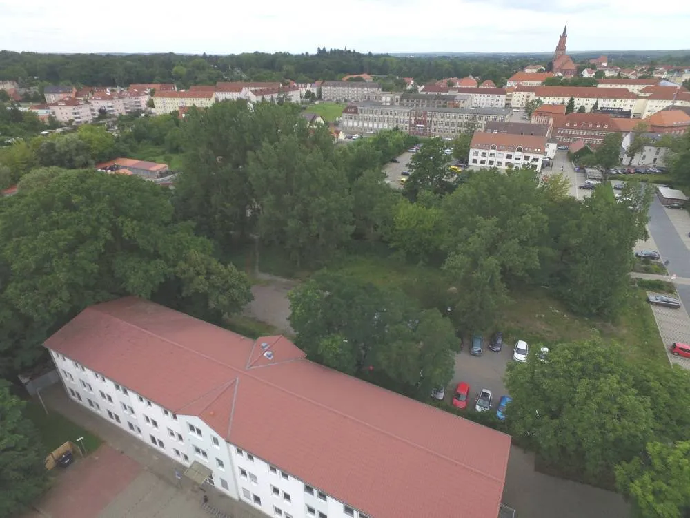 Provisionsfrei aus ZV: Verwaltungsgebäude im Zentrum von Rathenow (ehem. Jobcenter) – Bild 5
