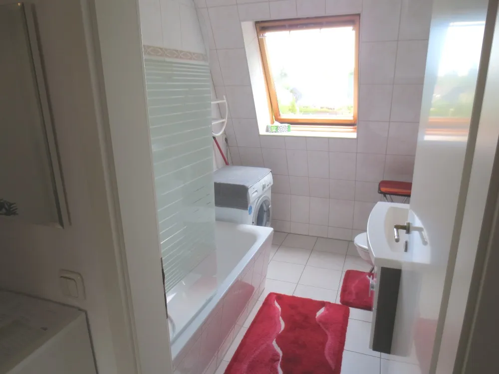 Provisionsfrei für den Käufer: Sonnige Dachgeschosswohnung mit ca. 67 qm - 2 ½ Zimmer, Dachterrasse & Balkon in ruhiger & grüner Lage Biesdorf-Süd – Bild 12