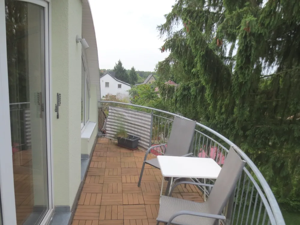 Provisionsfrei für den Käufer: Sonnige Dachgeschosswohnung mit ca. 67 qm - 2 ½ Zimmer, Dachterrasse & Balkon in ruhiger & grüner Lage Biesdorf-Süd – Bild 15