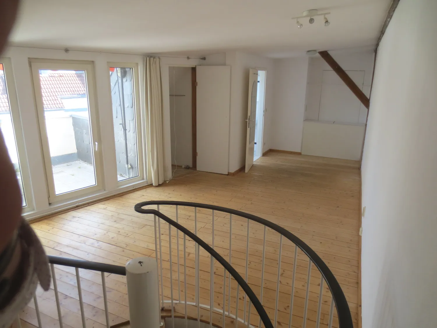 Mit Blick über die Dächer Berlins: Maisonette-Wohnung ca. 65 m² - 2 Zimmer & Dachterrasse zwischen U-Bahnhof Kleistpark und Langenscheidtbrücke – Bild 17