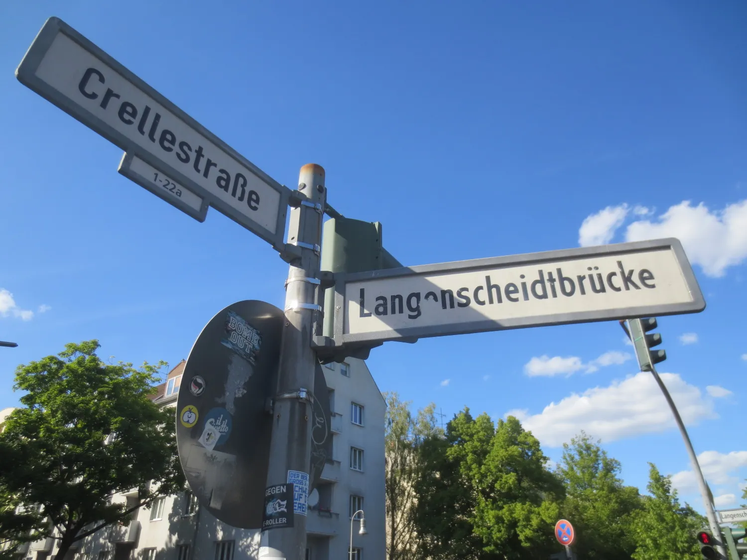 Mit Blick über die Dächer Berlins: Maisonette-Wohnung ca. 65 m² - 2 Zimmer & Dachterrasse zwischen U-Bahnhof Kleistpark und Langenscheidtbrücke