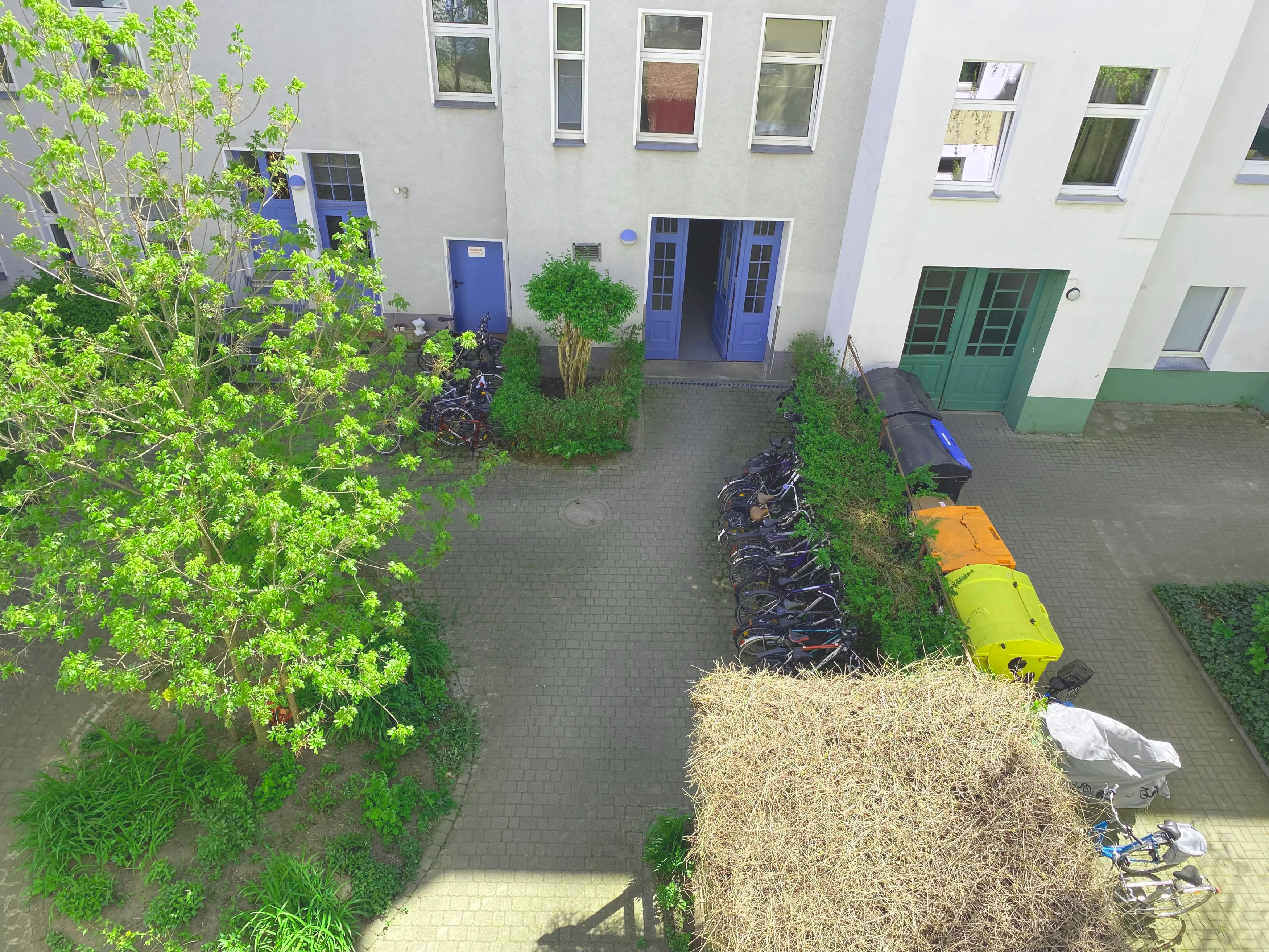 Bezugsfrei im Tempelhofer Kiez: kleine Eigentumswohnung mit ca. 41 m² - 1 Zi., Küche, Bad, Balkon & Keller – Bild 4