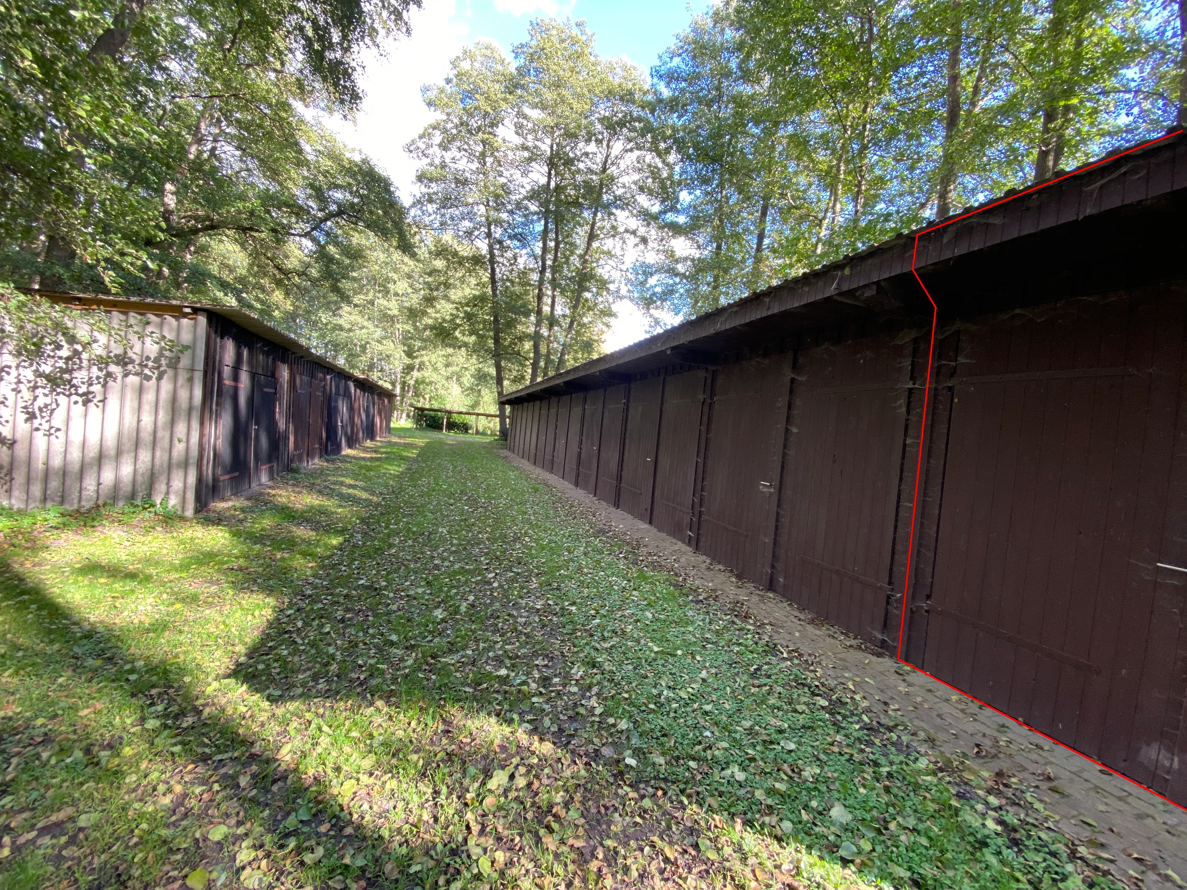 Komplettpaket Erholung (Meckl. Seenplatte): Bungalow auf Eigentumsland, mit 2 Motorbooten inklusive – Bild 2