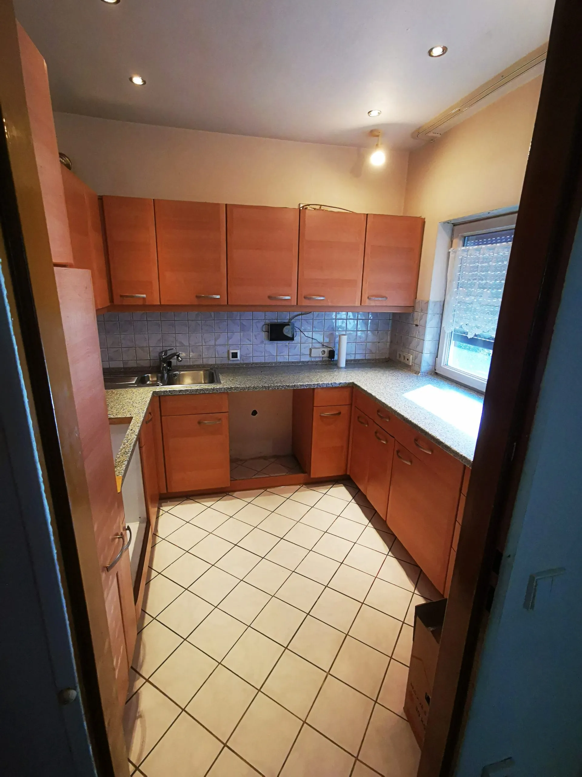 Einfamilienhaus in Berlin-Rudow (bezugsfrei) – 4 Zi. ca. 109 m² Wohnfläche plus ca. 56 m² Souterrain – Bild 15