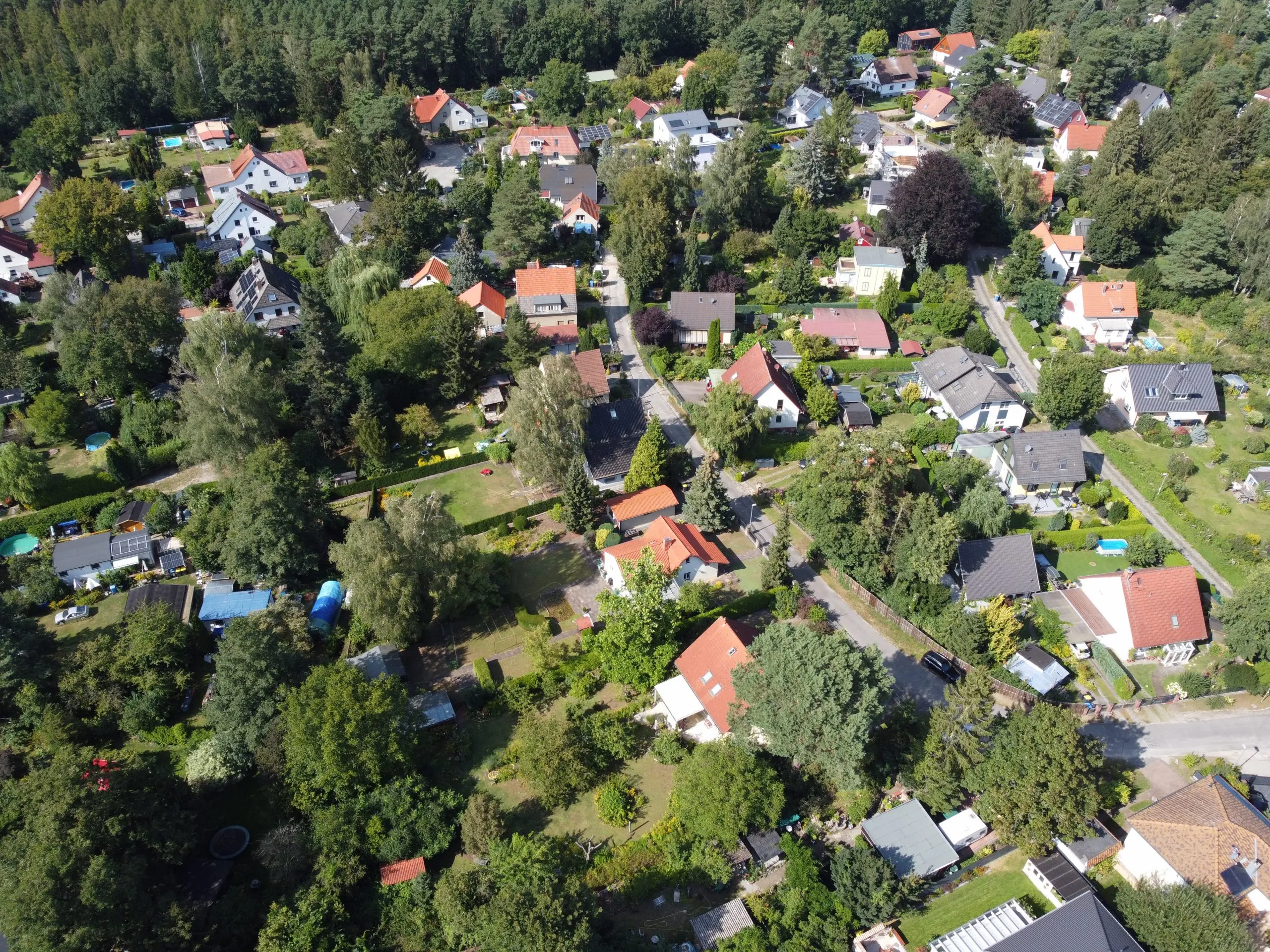 Großes Grundstück mit viel Potenzial – 1.478 m² mit Haus & Garage in Schmöckwitz – Bild 4