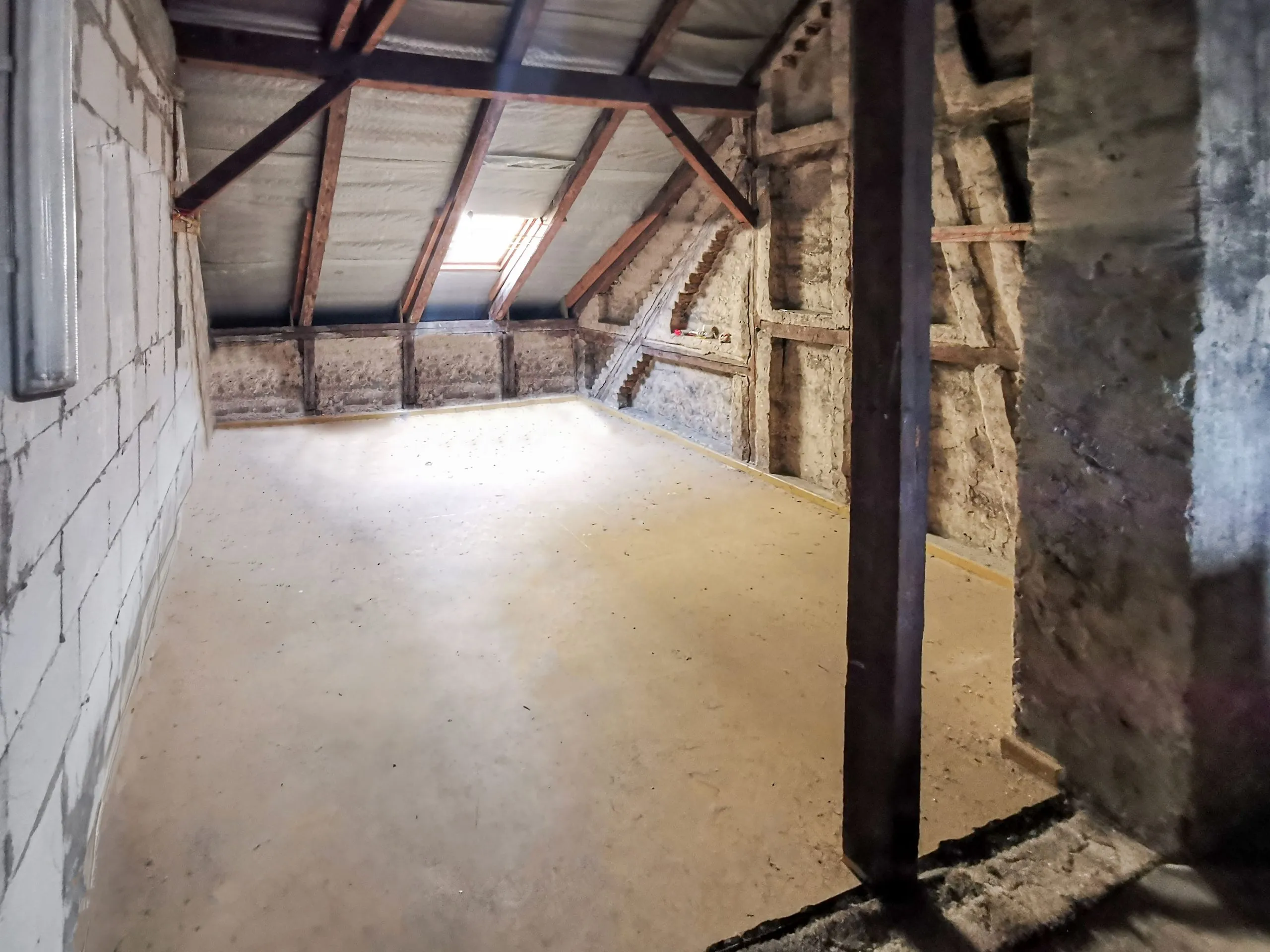Investment mit Aufwertungspotenzial – 2 Wohn- und Geschäftshäuser in Berlin-Mitte (Gesundbrunnen) – Bild 3