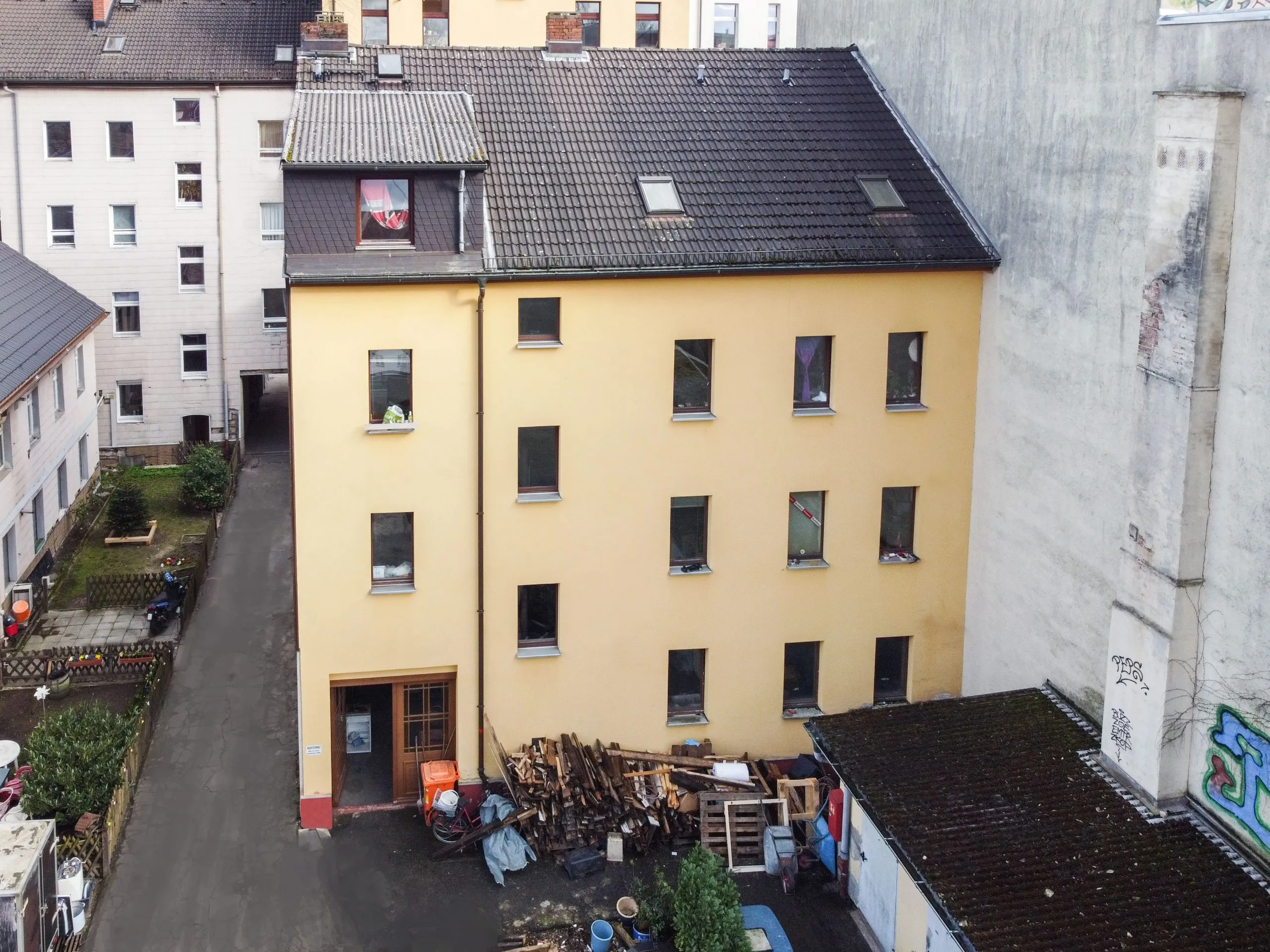 Investment mit Aufwertungspotenzial – 2 Wohn- und Geschäftshäuser in Berlin-Mitte (Gesundbrunnen) – Bild 8