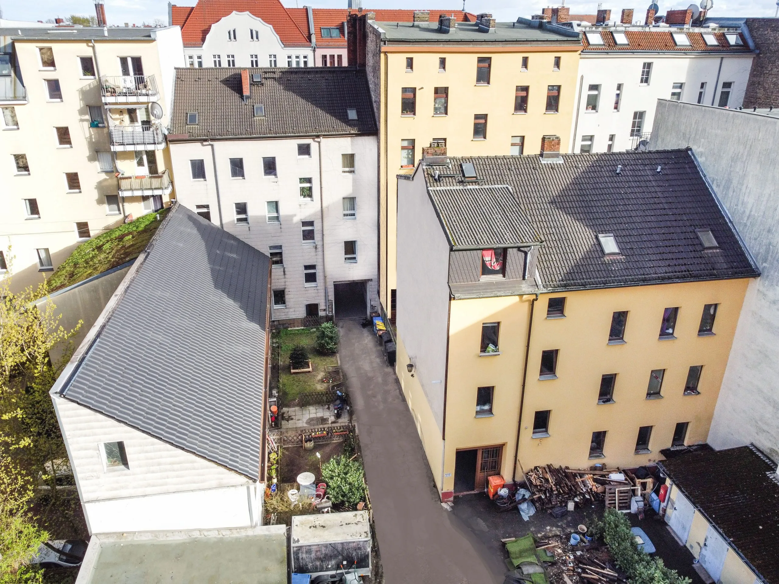Investment mit Aufwertungspotenzial – 2 Wohn- und Geschäftshäuser in Berlin-Mitte (Gesundbrunnen) – Bild 5