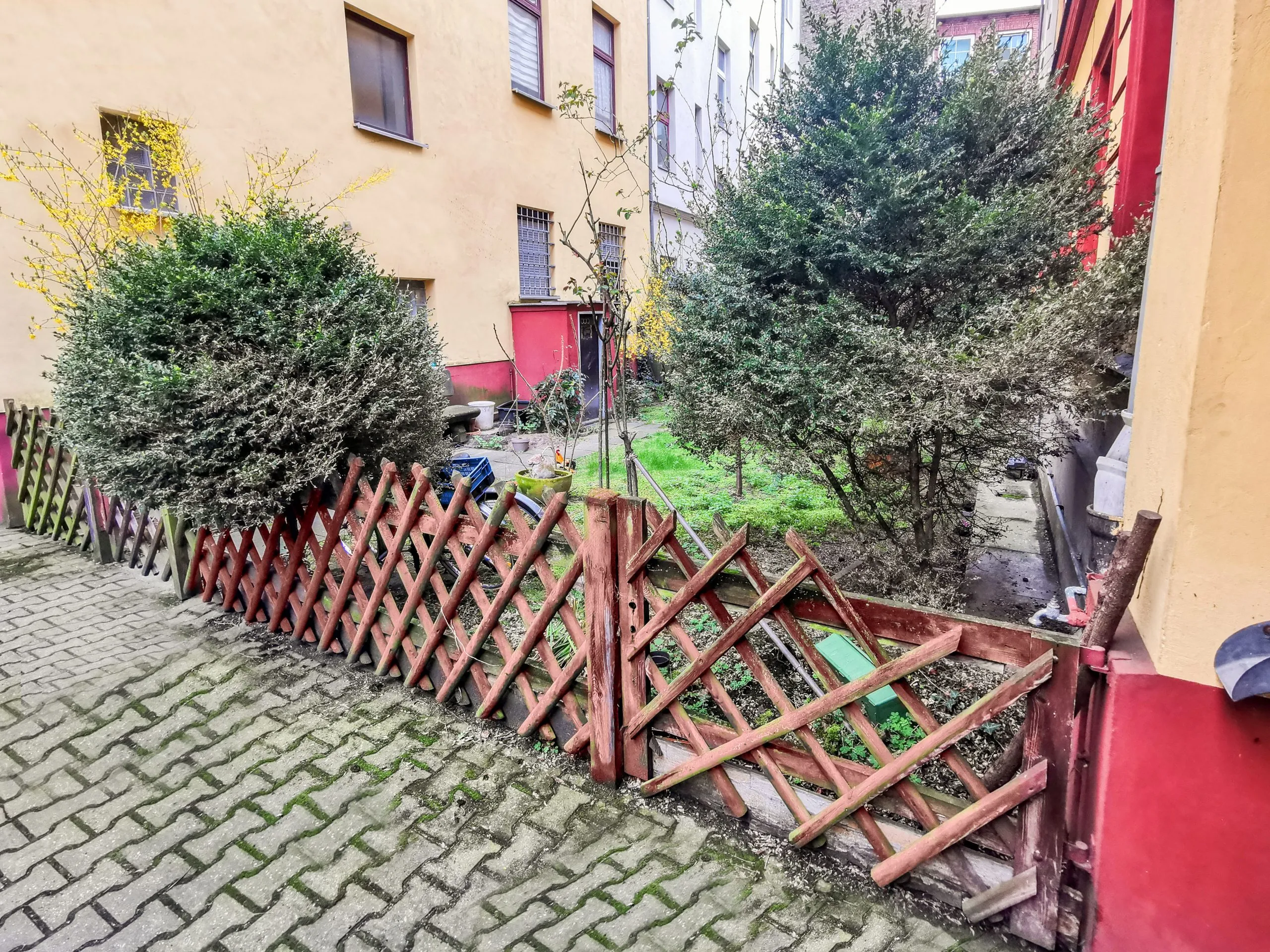 Investment mit Aufwertungspotenzial – 2 Wohn- und Geschäftshäuser in Berlin-Mitte (Gesundbrunnen) – Bild 22