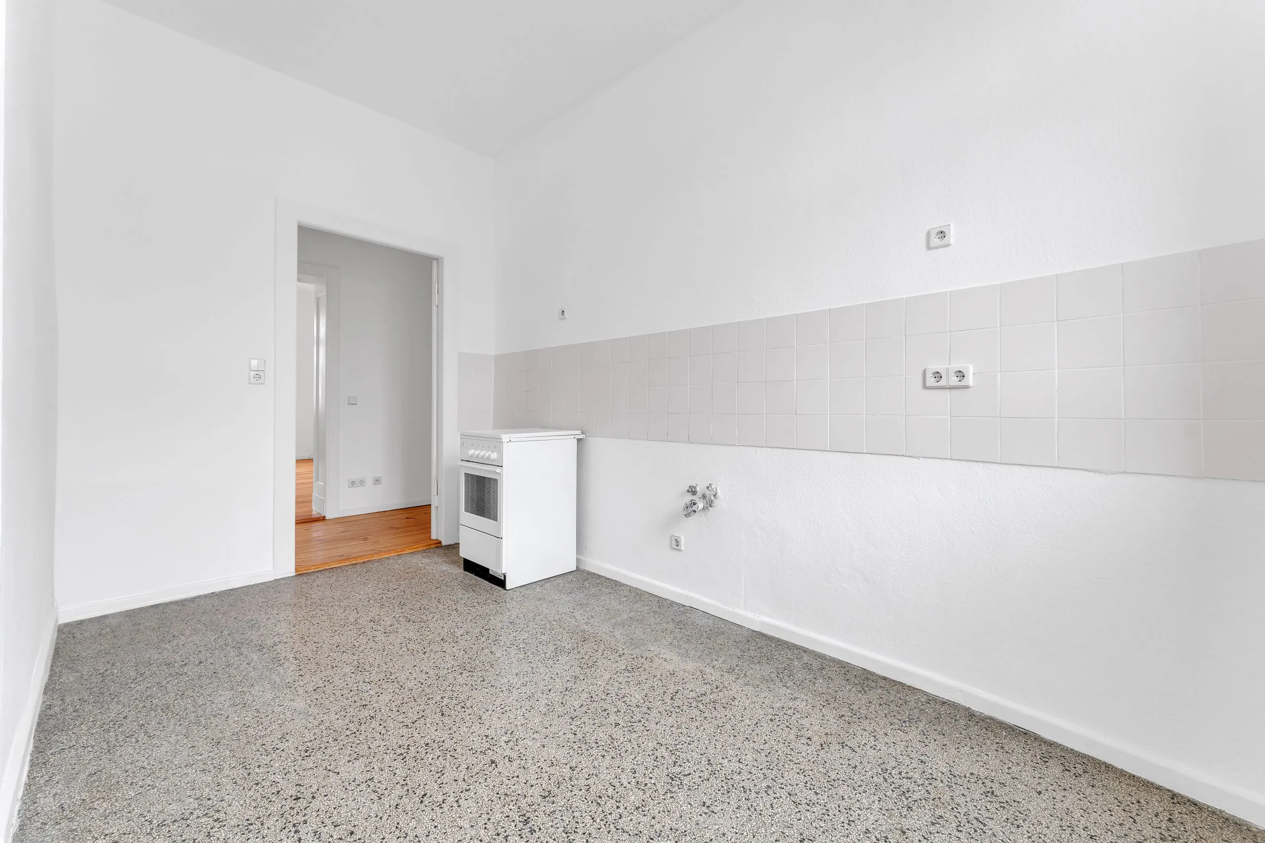 Schicke 3-Zimmer-WE, Balkon & Blick ins Grüne: ca. 75 m² am Plänterwald (bezugsfrei & renoviert) – Bild 15