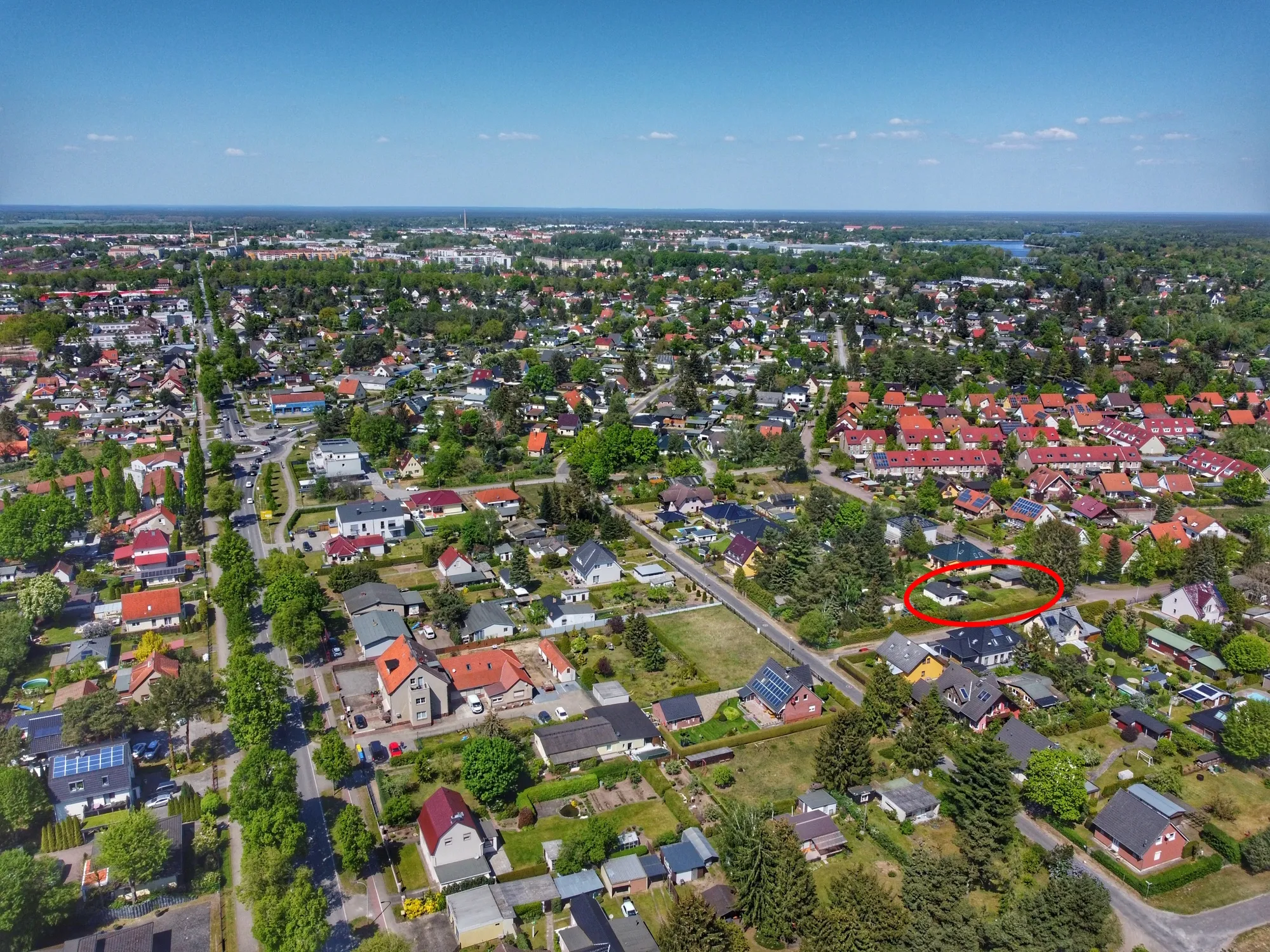 Grundstück in Oranienburg-Süd – 856 m² sonniges Eckgrundstück in exzellenter Lage – Bild 1