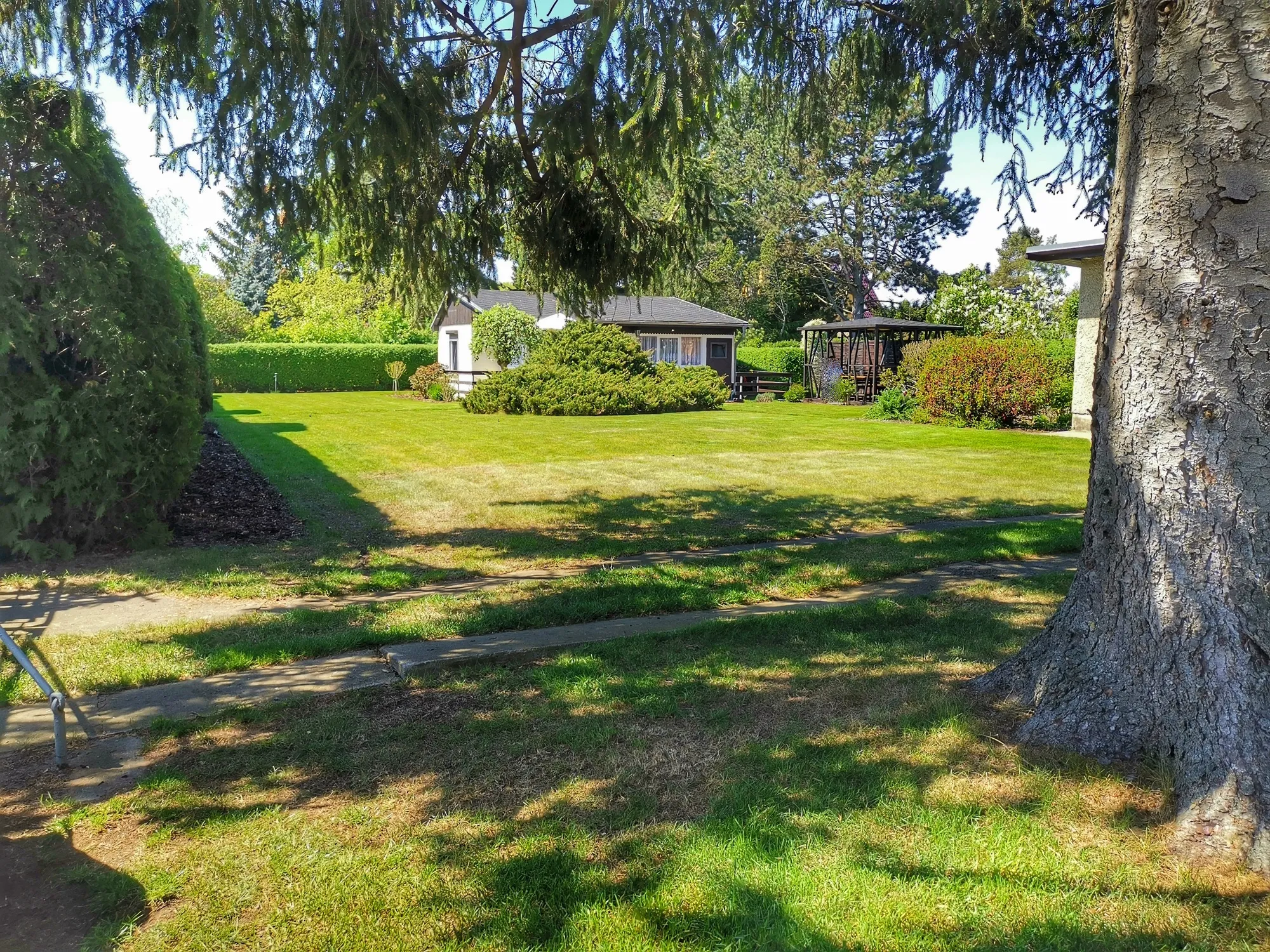 Grundstück in Oranienburg-Süd – 856 m² sonniges Eckgrundstück in exzellenter Lage – Bild 11