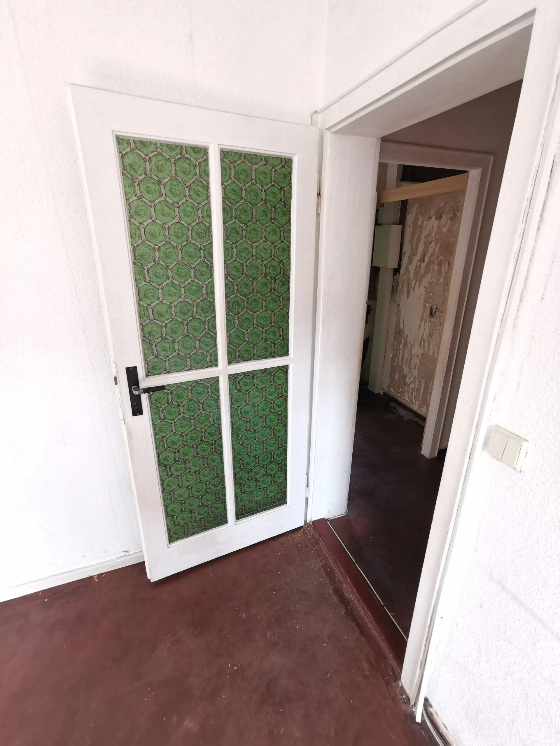 Berlin-Mitte: 2-Zimmer ETW ca. 47 m² - bezugsfrei, Renovierungs- /Handwerkerobjekt – Bild 9