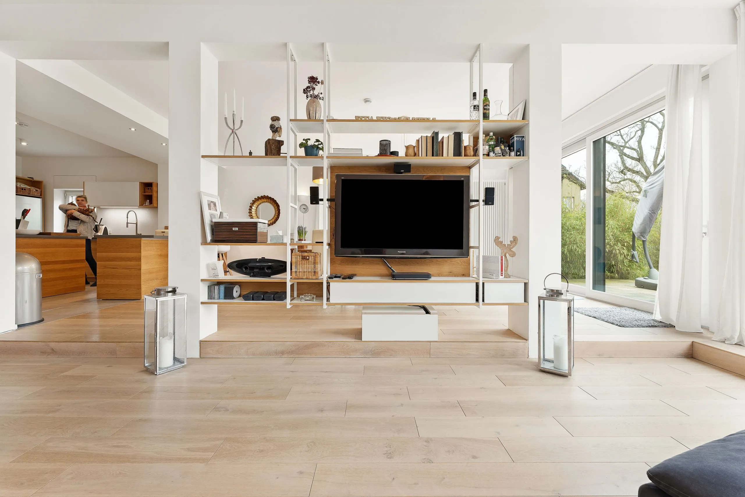 Villa in Zehlendorf - 7 Zimmer mit ca. 260 m² Wohn- und ca. 116 m² Nutzfläche auf 1.000 m² Grund – Bild 4