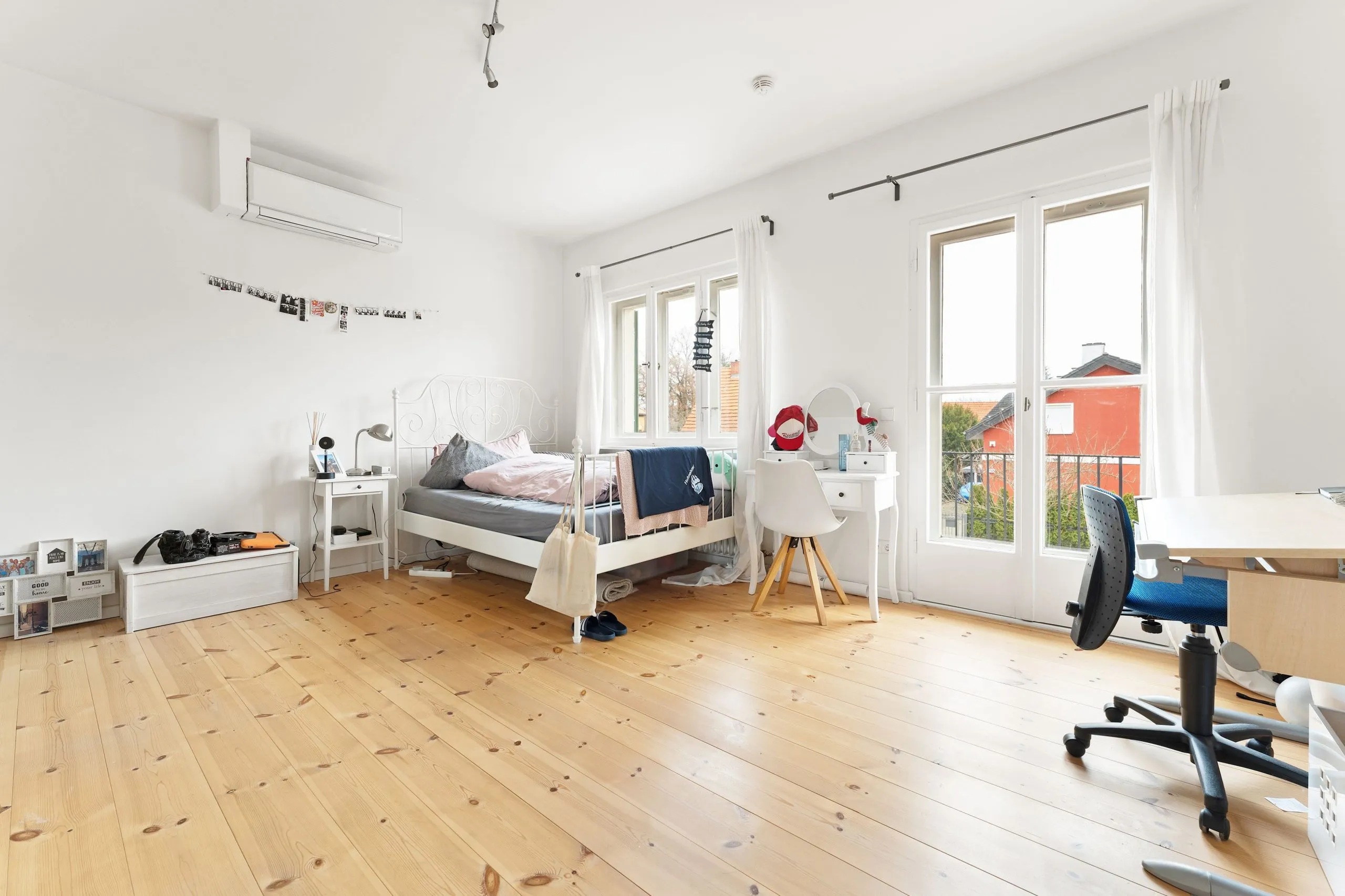 Villa in Zehlendorf - 7 Zimmer mit ca. 260 m² Wohn- und ca. 116 m² Nutzfläche auf 1.000 m² Grund – Bild 24