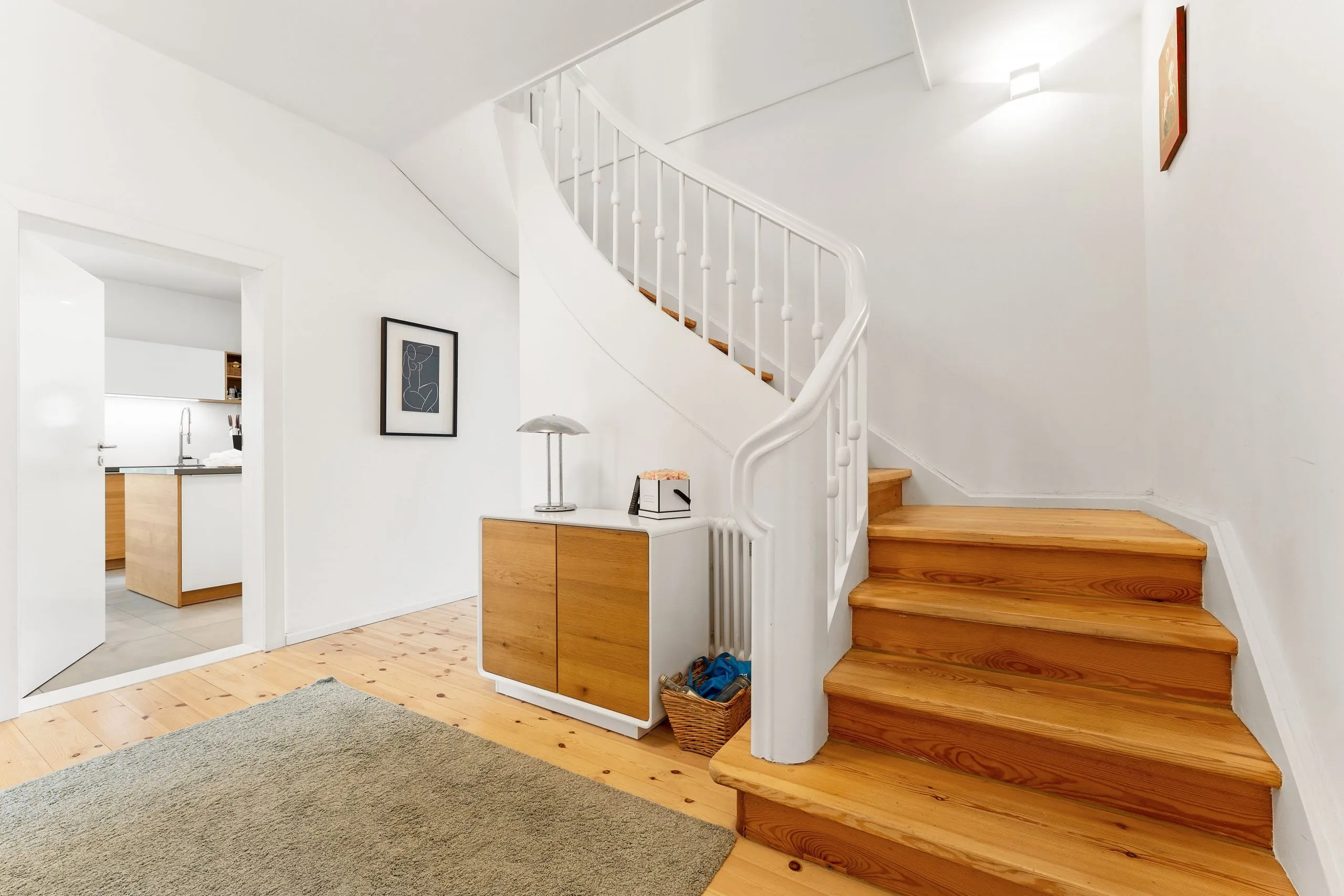 Villa in Zehlendorf - 7 Zimmer mit ca. 260 m² Wohn- und ca. 116 m² Nutzfläche auf 1.000 m² Grund – Bild 14