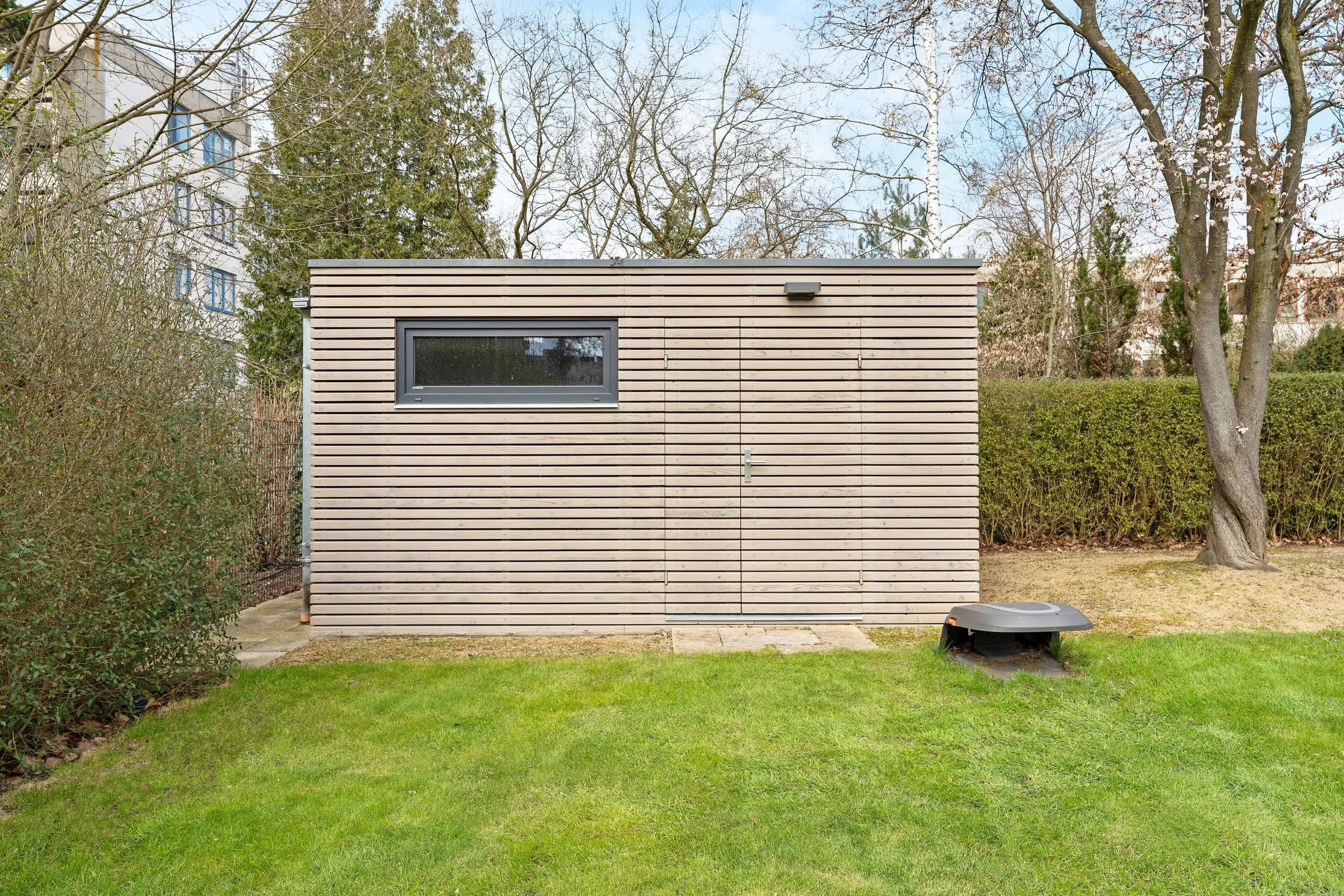 Villa in Zehlendorf - 7 Zimmer mit ca. 260 m² Wohn- und ca. 116 m² Nutzfläche auf 1.000 m² Grund – Bild 17